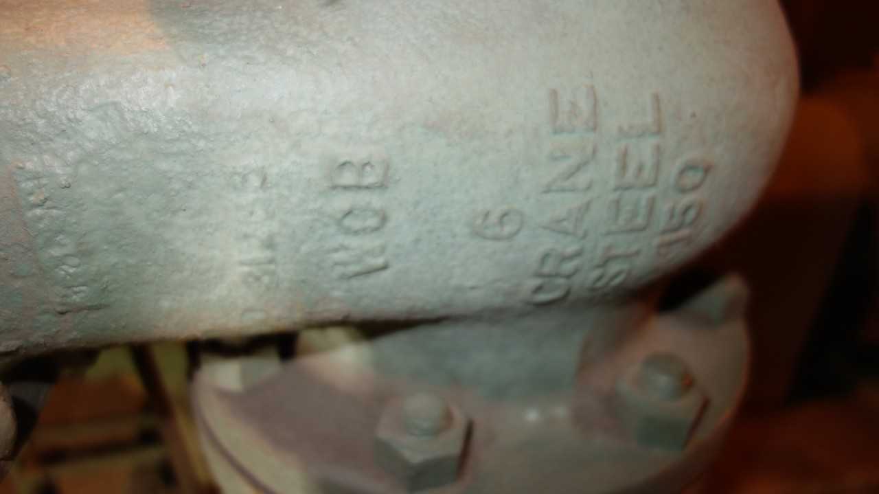 LOT OF 2 ASSORTED CRANE 150 STEEL VALVE, 6 IN CHECK VALVE, 6 IN GATE VALVE - VALVES