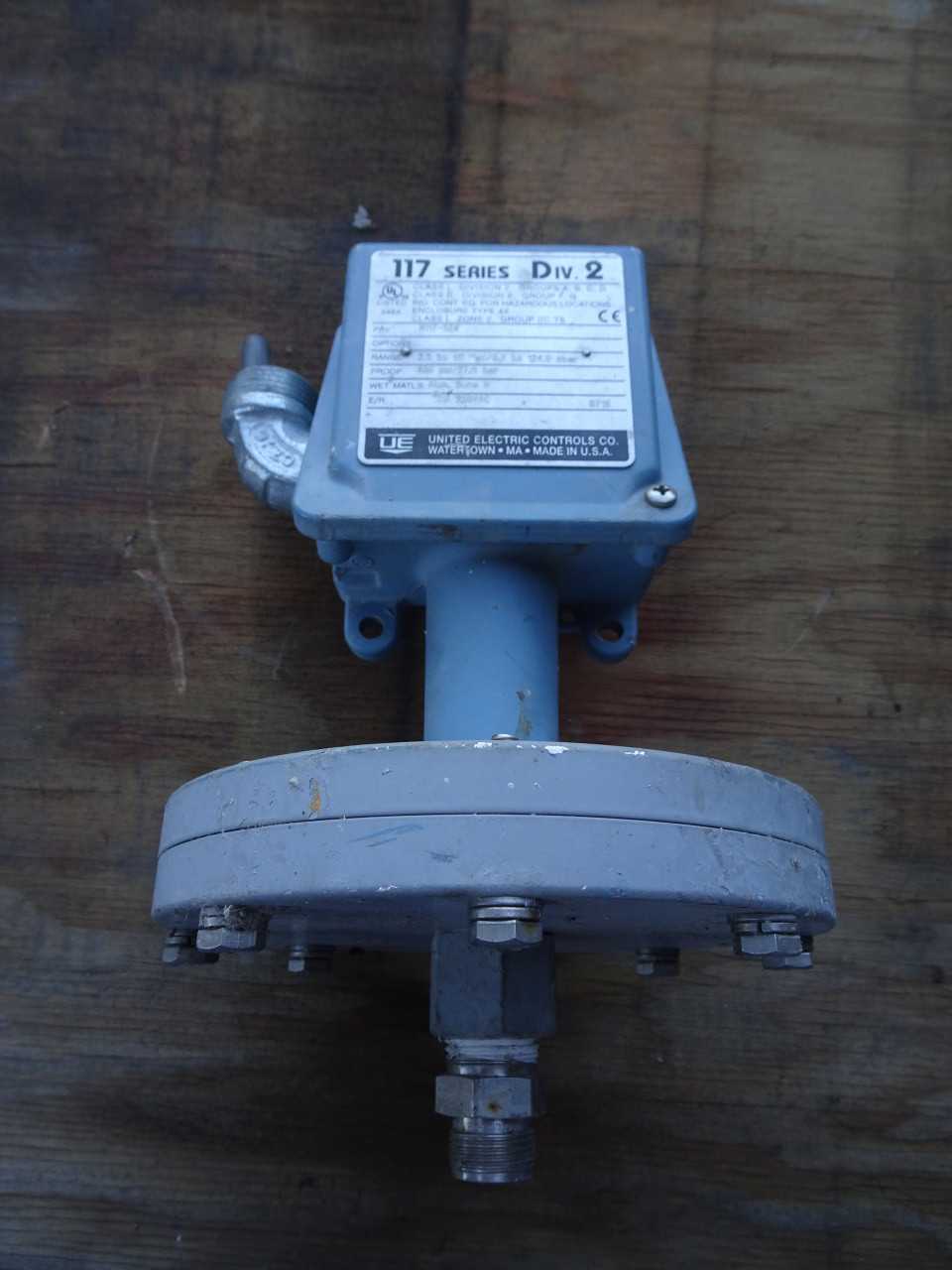 United Electric H117-524 Pressure controller UNIT 2 - CONTROL VALVE