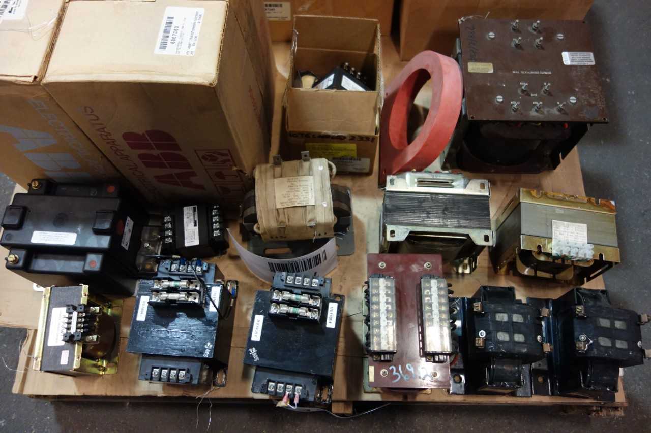 1 PALLET OF ASSORTED TRANSFORMERS- SIEMENS, CUTLER HAMMER, ABB, WESTINGHOUSE - CONTROL TRANSFORMERS