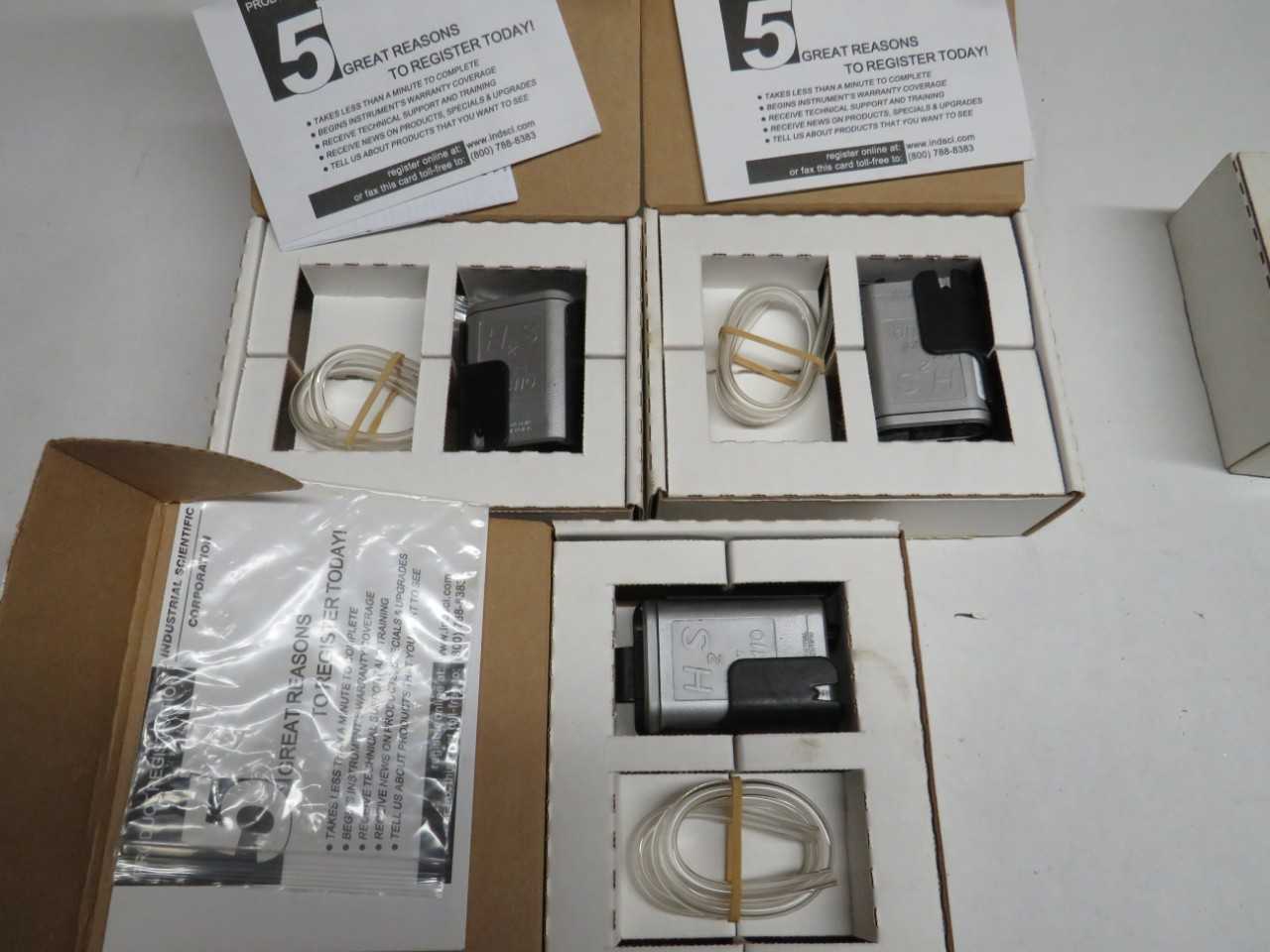 LOT OF 3 INDUSTRIAL SCIENTIFIC CORPORATION HS11O HS110 1010-0030 HYDROGEN SULFIDE MONITOR - ELECTRIC POWER TOOLS