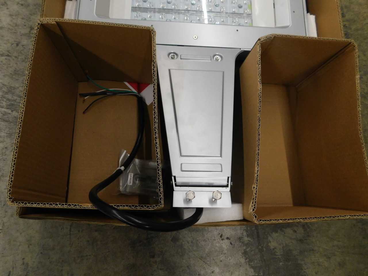 Atlas SLP22360LEDSC4K4S Lighting Fixture Area Light 347-480VAC 360 Watts - LIGHTING