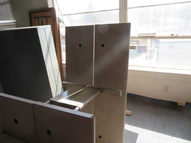 Computer Desks (lot) - MISCELLANEOUS
