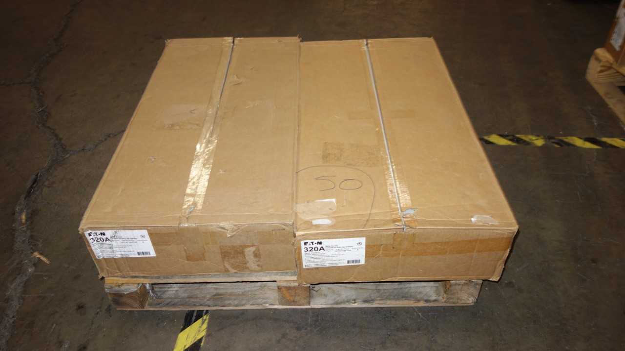 LOT OF 2 EATON UFTH7330TGH 320A 600V-AC METER SOCKET PANELS - CIRCUIT BREAKERS