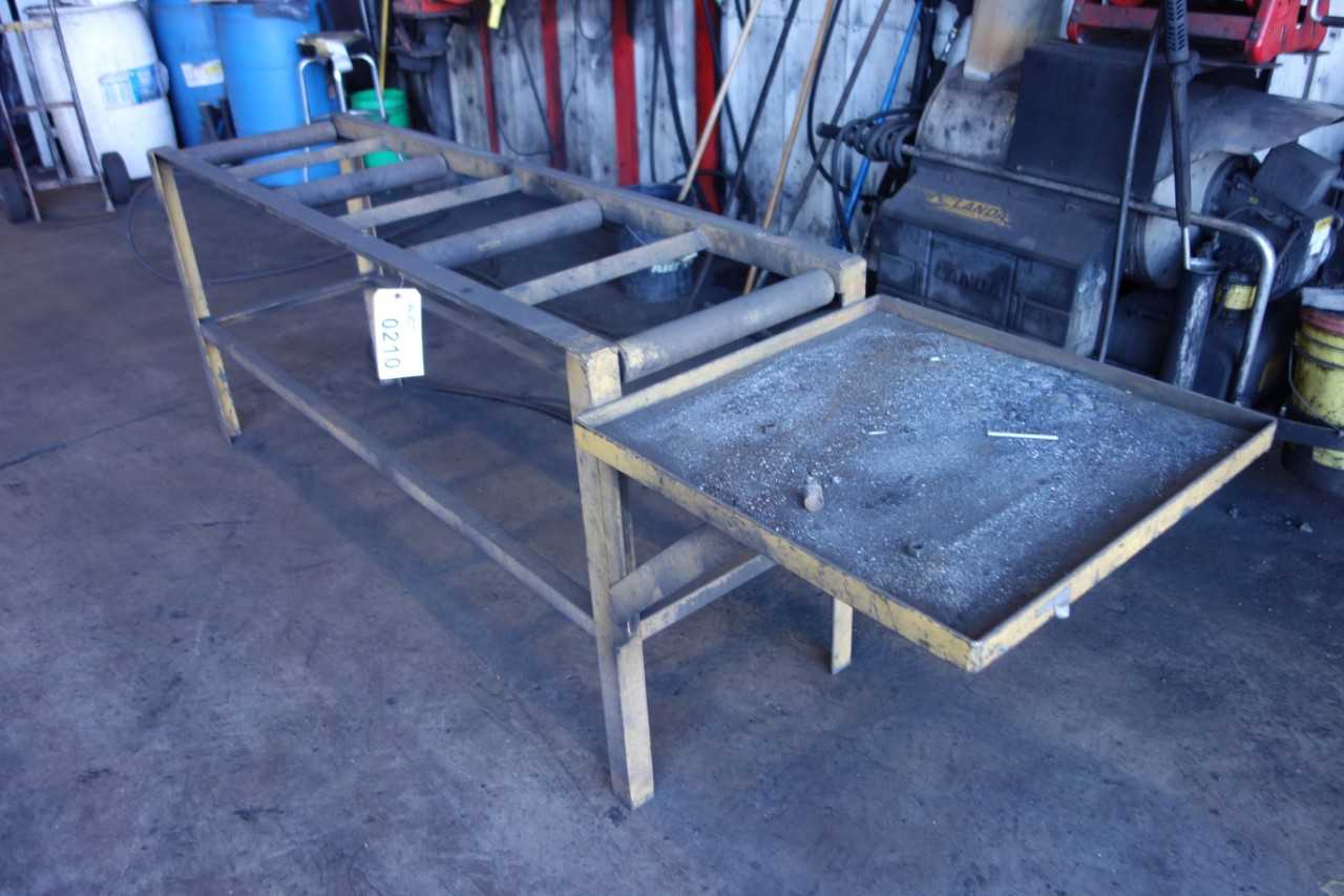 STEEL CONVEYOR TABLE - PLANT & FACILITY