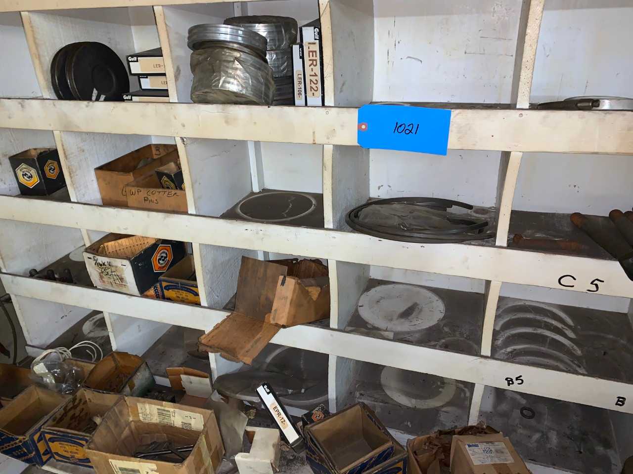 Shelve with all Contents - INDUSTRIAL PARTS