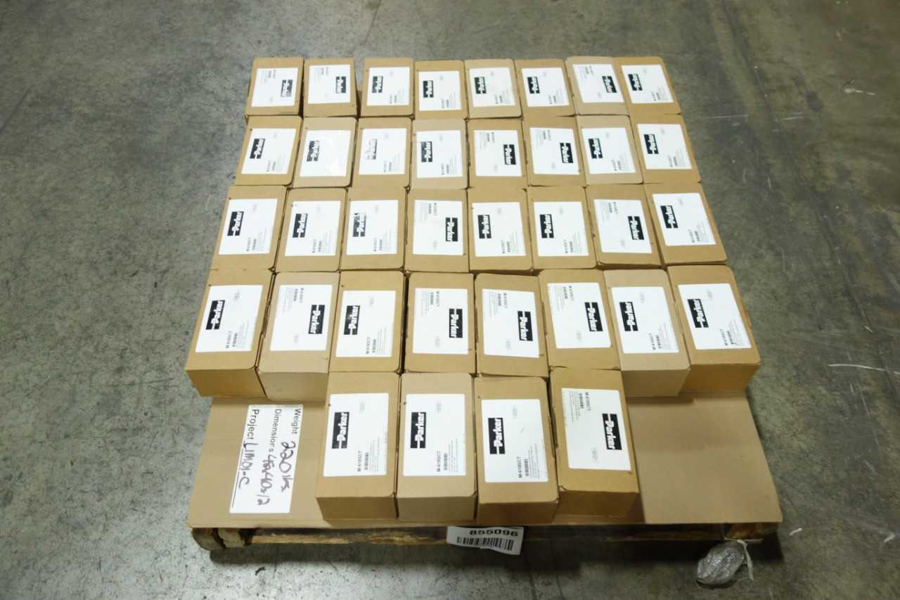 PALLET OF PARKER M-618SCT 2-VALVE BLOCK AND BLEED MANIFOLD ASSEMBLIES - VALVES