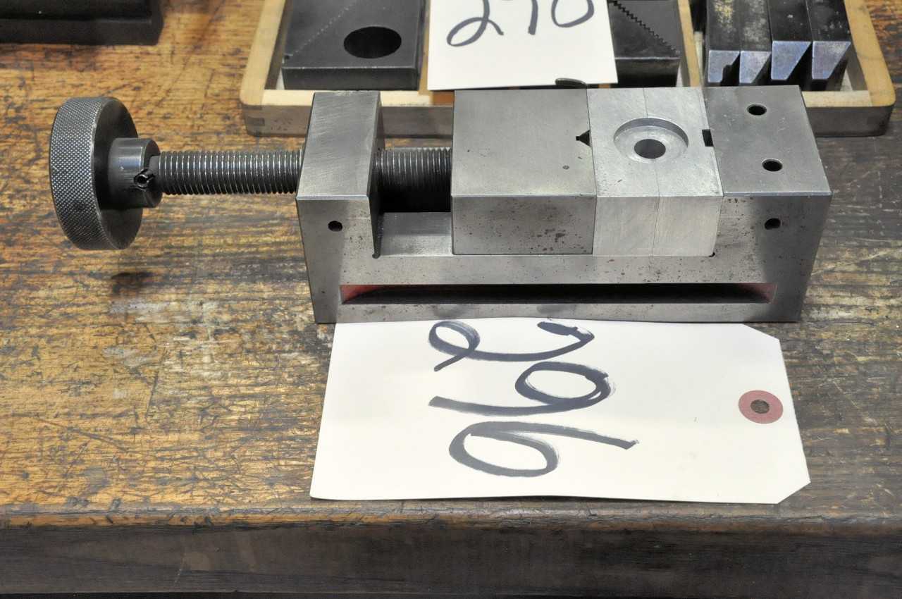 2 1/2" Precision Machine Vise - MACHINING ACCESSORIES & TOOLING