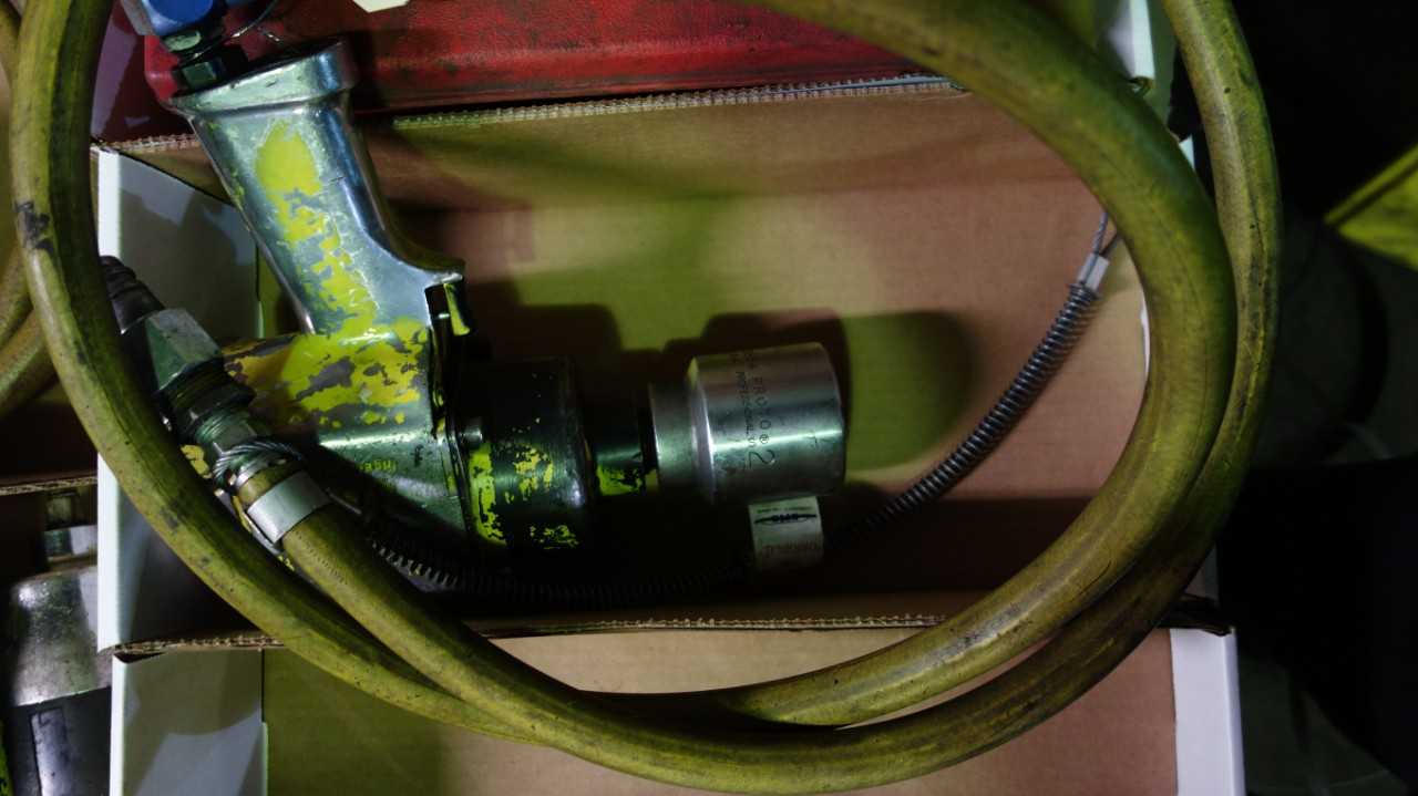 INGERSOLL RAND 261 IMPACTOOL 3/4IN PNEUMATIC IMPACT WRENCH - PNEUMATIC POWER TOOL
