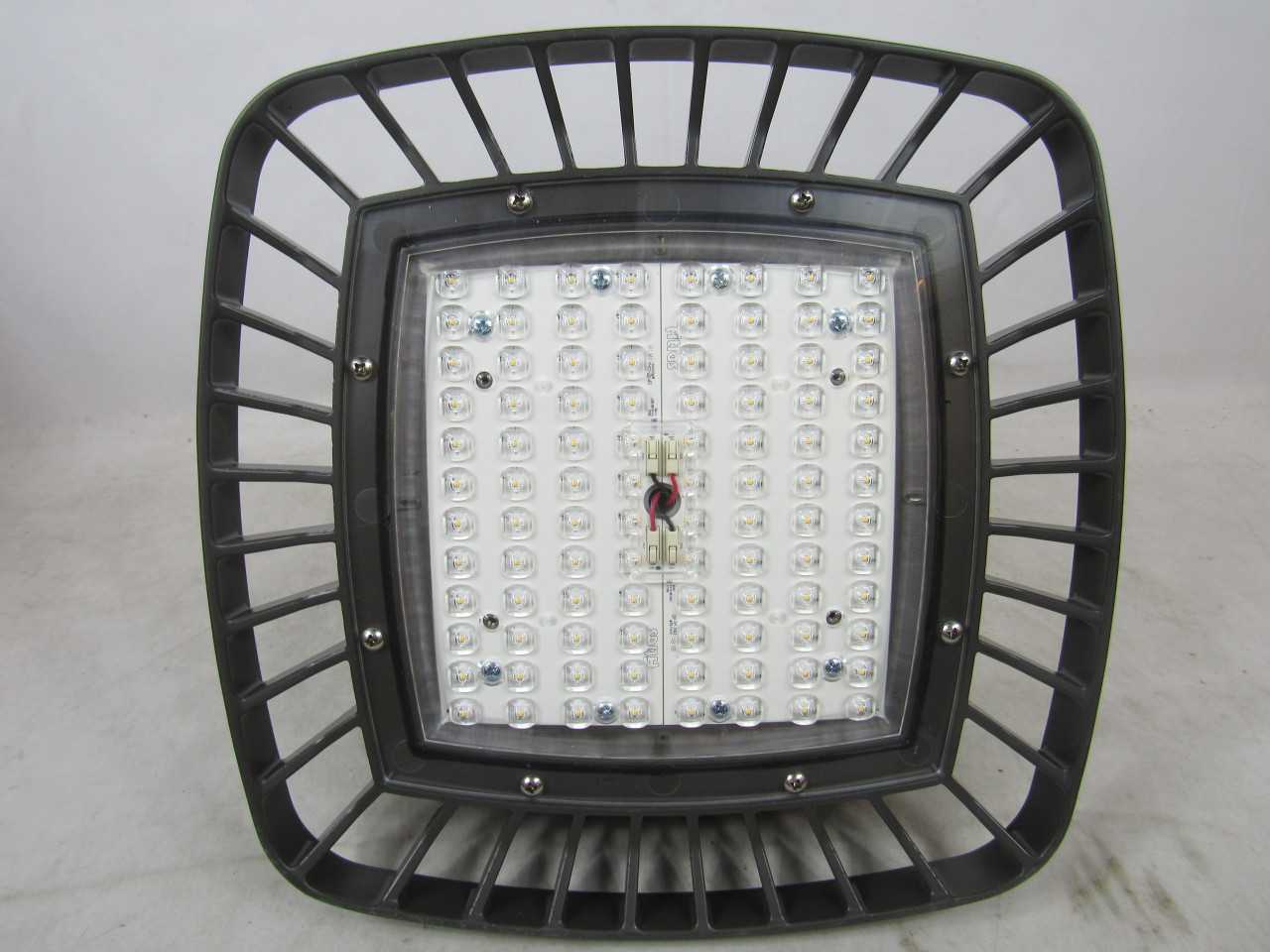 Lot of 2x Atlas PGM80LED Lighting Fixture LED Parking Garage 120-277VAC 80 Watts - LIGHTING