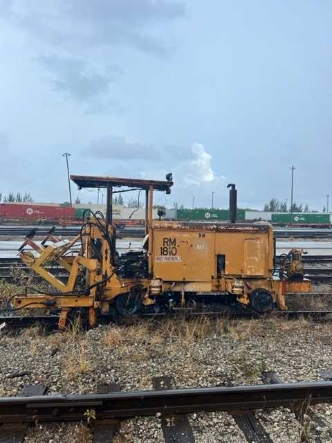 Track Lining Machine - CONSTRUCTION EQUIPMENT