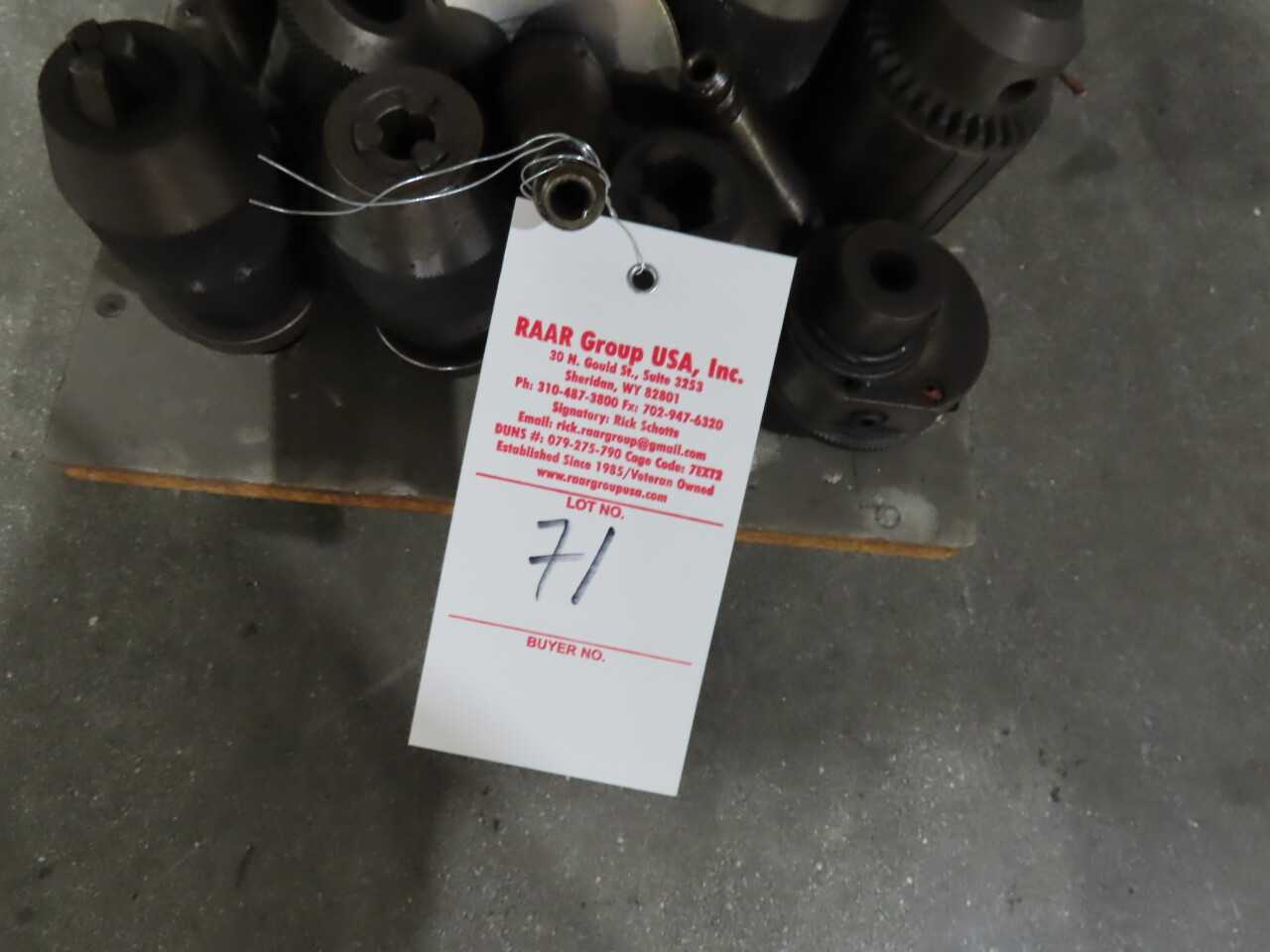 Drill chucks and Misc. (lot) - MACHINING ACCESSORIES & TOOLING