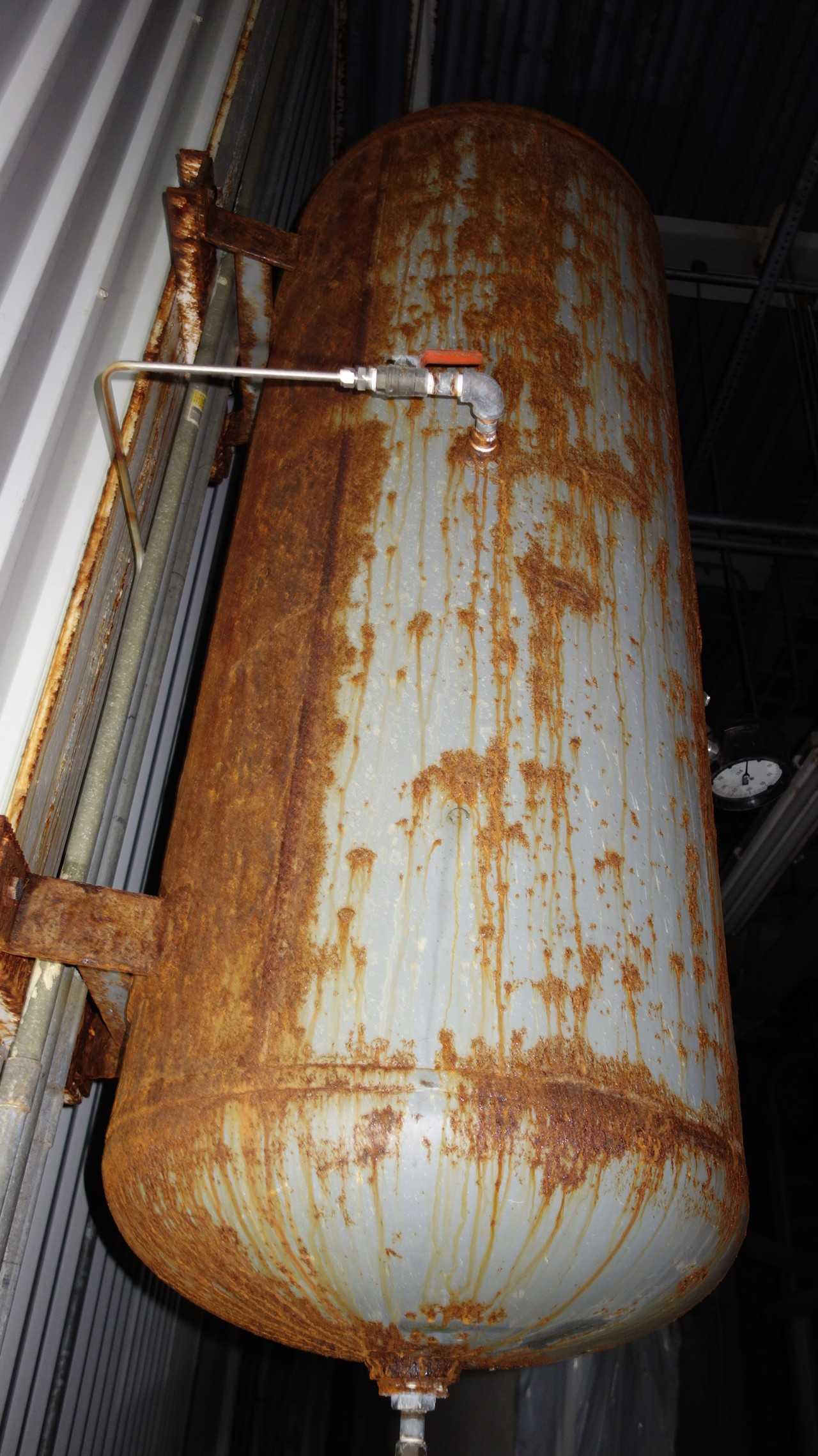 COMPRESSED AIR TANK - PROCESS EQUIPMENT