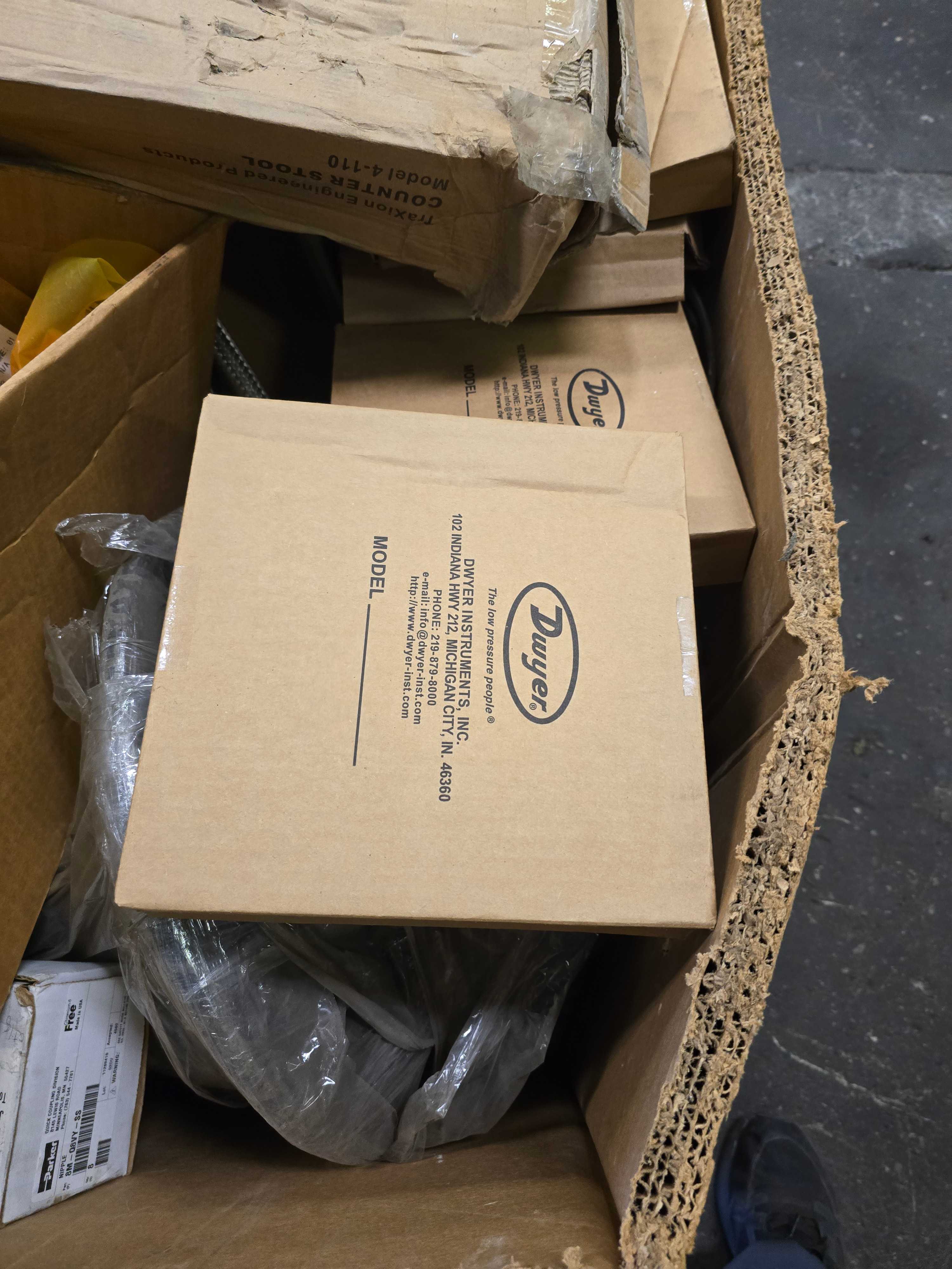 MIXED LOT OF ELECTRICAL & INDUSTRIAL PARTS - INDUSTRIAL PARTS MIXED LOT OF ELECTRICAL & INDUSTRIAL PARTS - INDUSTRIAL PARTS