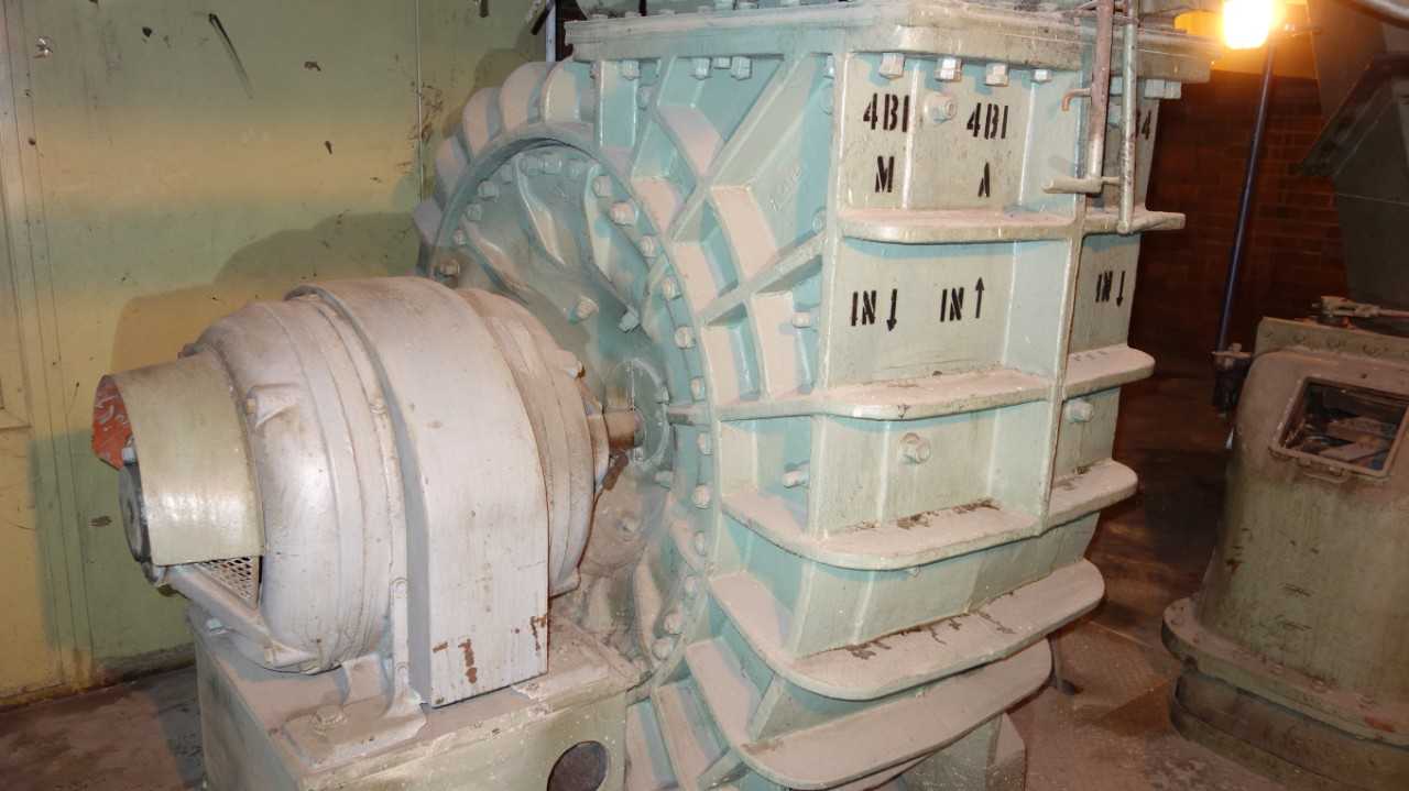 ALLIS CHALMERS ARW 75HP 220V-AC FAN EXHAUSTER MOTOR - BLOWER FAN
