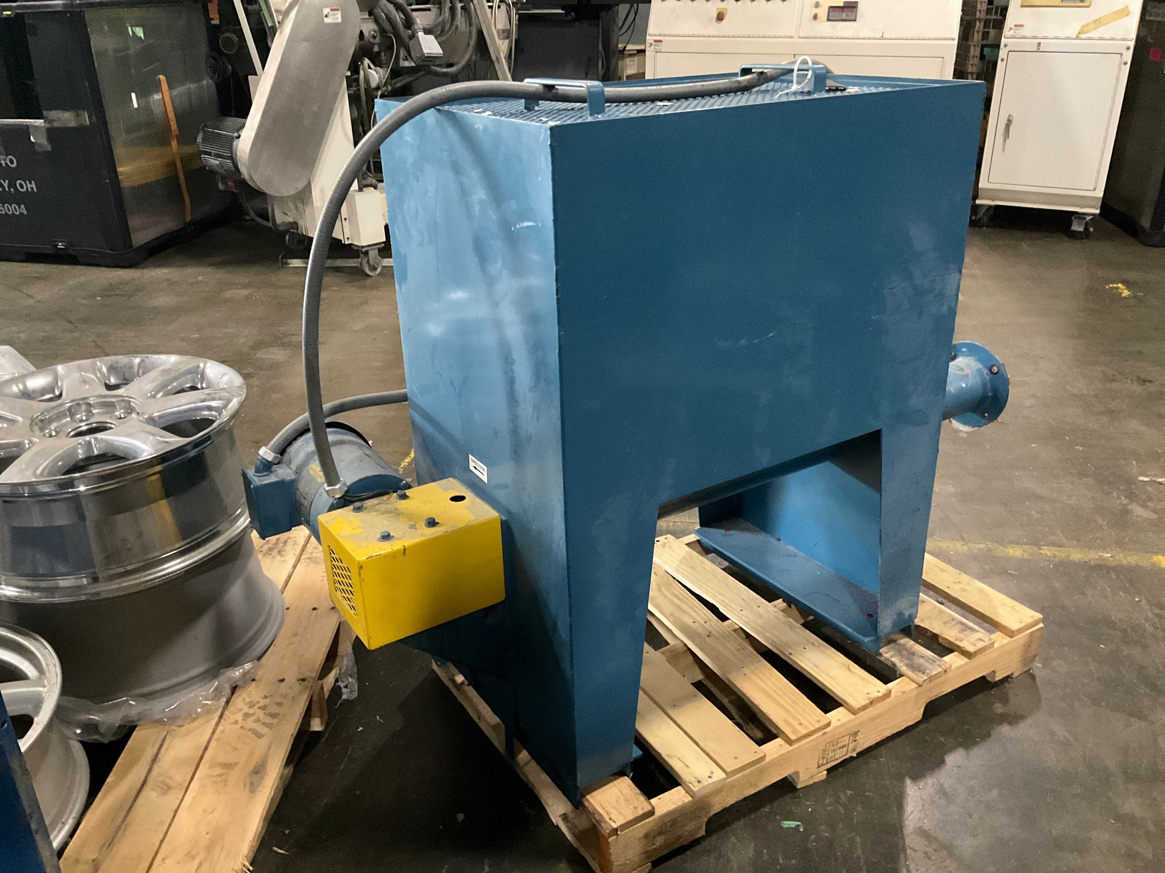 INDUSTRIAL MATERIAL GRINDER - PLANT & FACILITY EQUIPMENT
