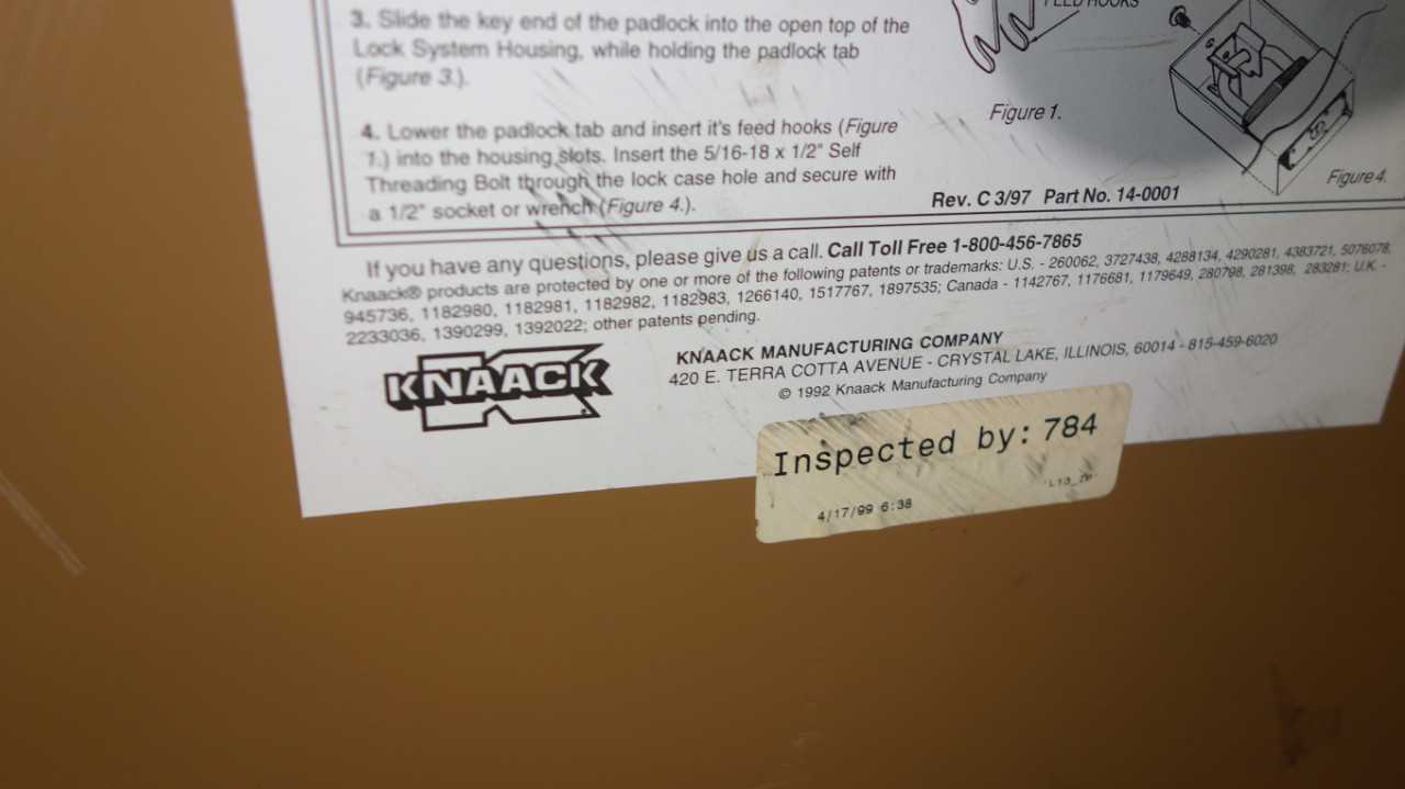 KNACK ROLLING TOOL BOX WITH TOOLS - MISCELLANEOUS