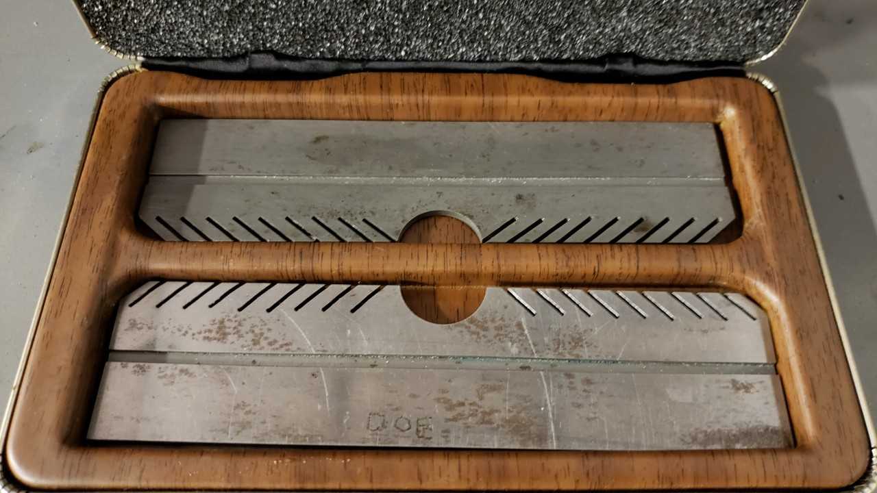 Precision Surface grinding Work-Holding Plates - ELECTRIC POWER TOOLS
