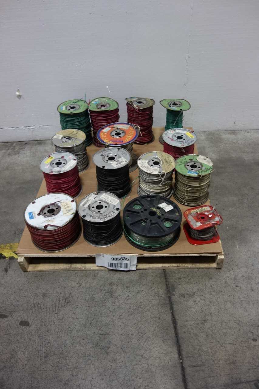 LOT OF ASSORTED ELECTRICAL WIRE - ELECTRICAL COMPONENTS