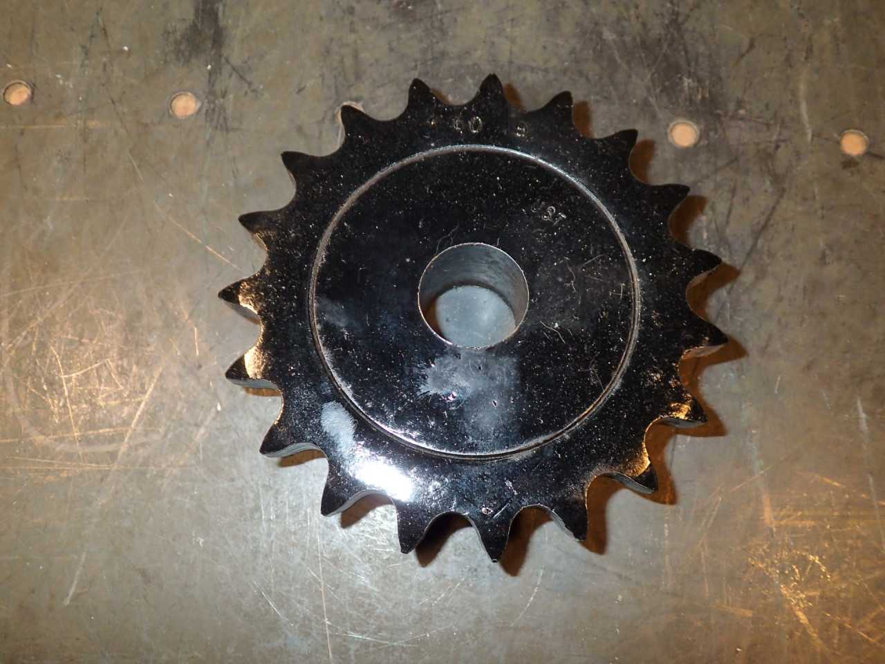 Shamrock 60-19 #60 Steel Chain Sprocket 19-Tooth 4-7/8" OD 1" Bore New Old Stock - ROLLER CHAIN