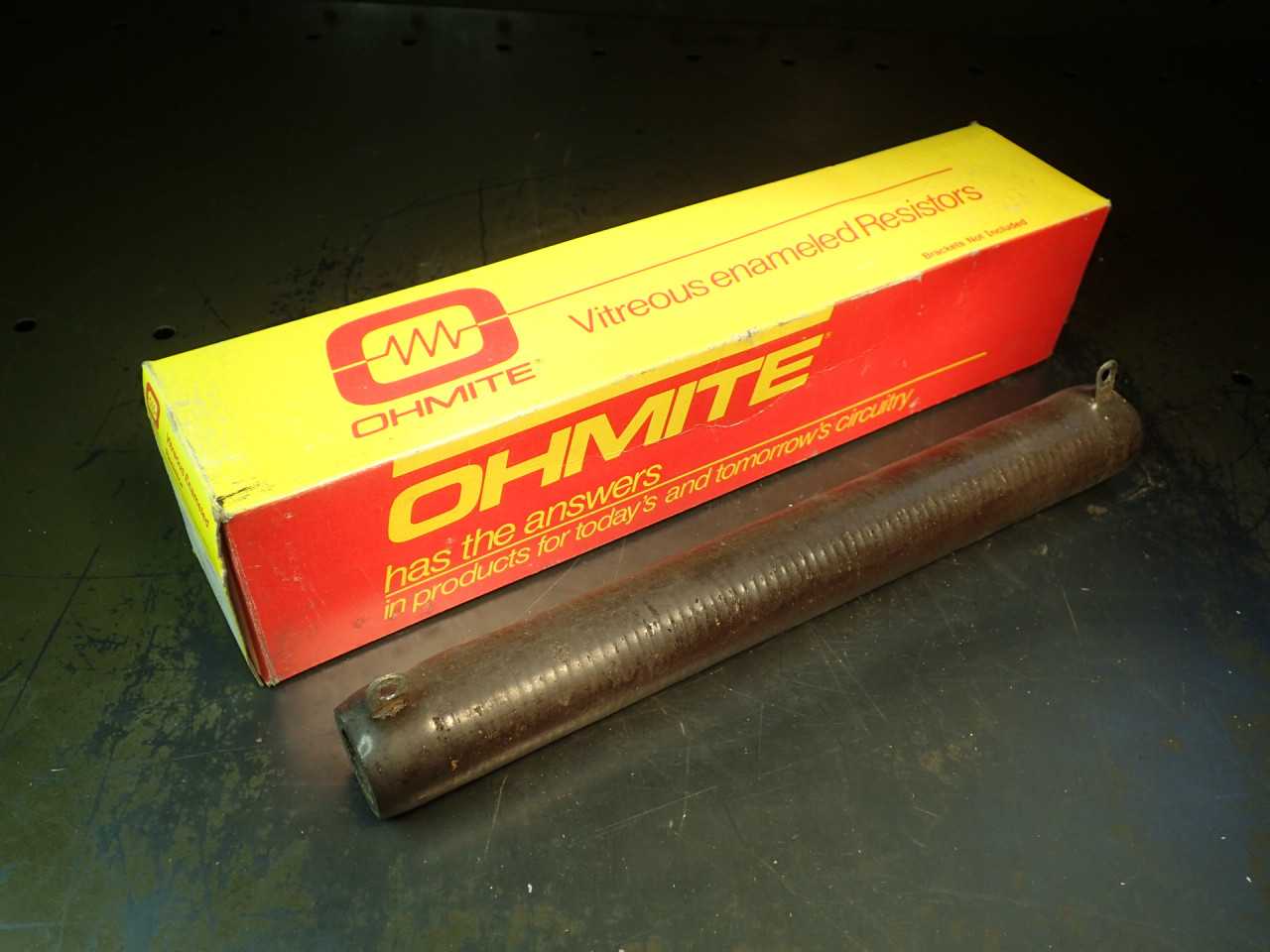Ohmite L225J2RO 225W 2 OHM Vitreous Enameled Resistor, NOS - New Old Stock - ELECTRICAL COMPONENTS
