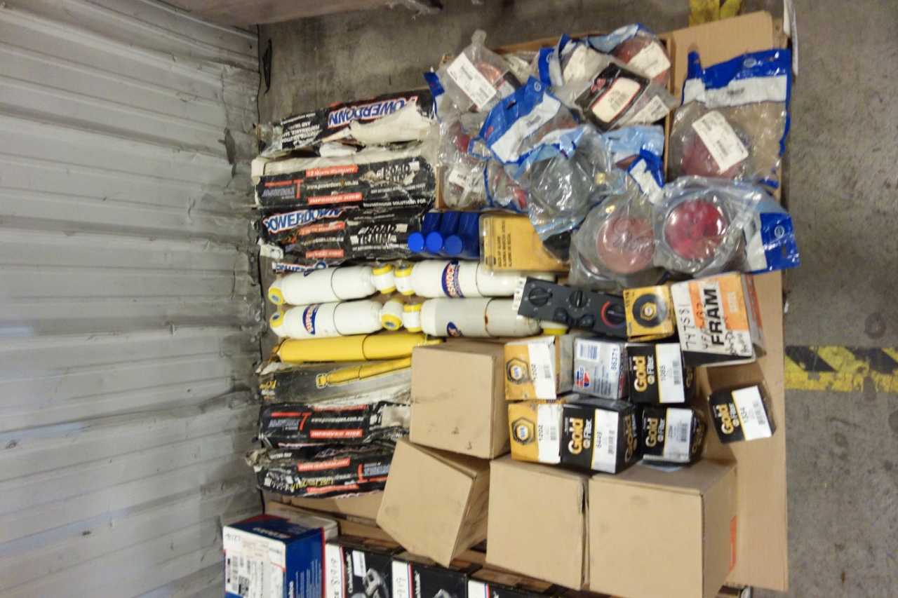 2 PALLETS OF ASSORTED AUTOMOTIVE PARTS AND ACCESSORIES - INDUSTRIAL PARTS