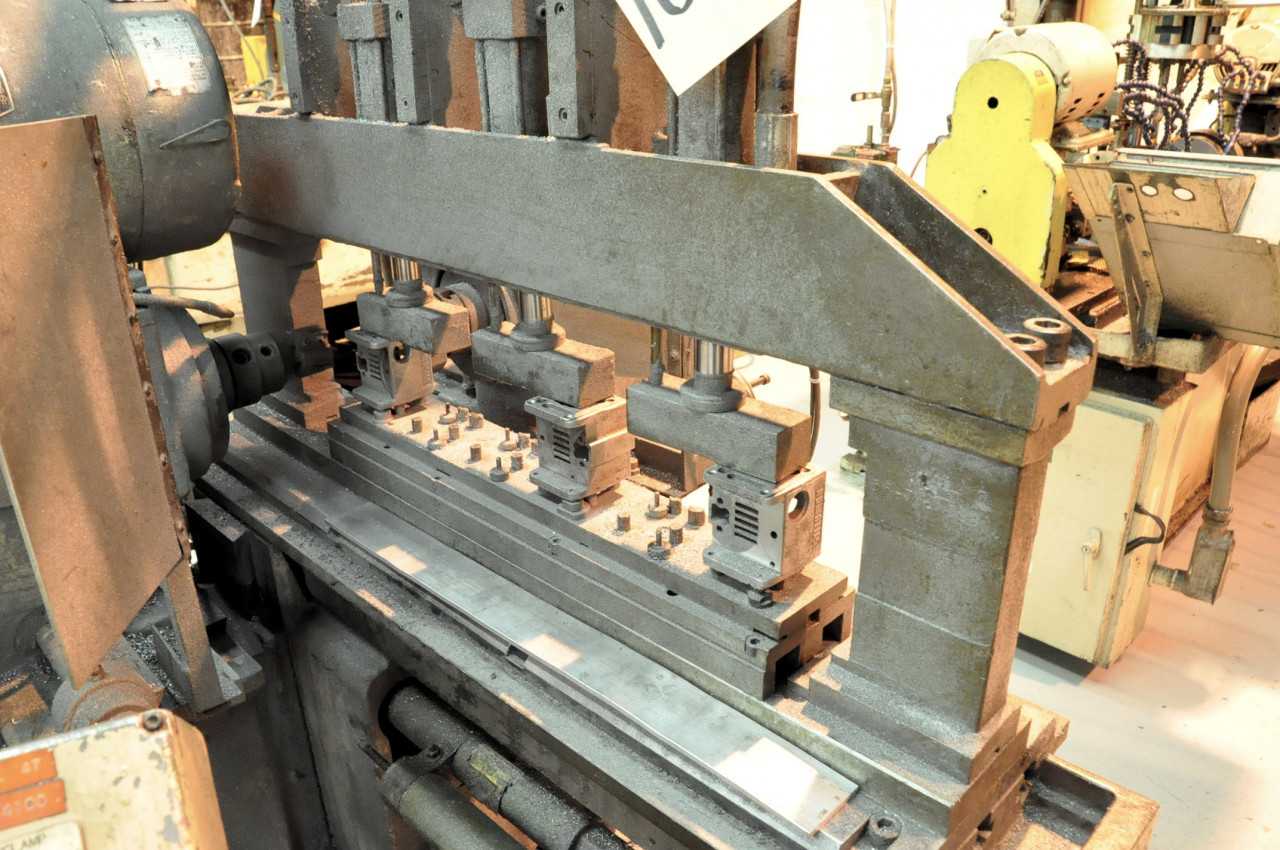 W.H. Nichols Horizontal Twin Opposed Milling Machine, S/n TM-463, - MILLING MACHINES