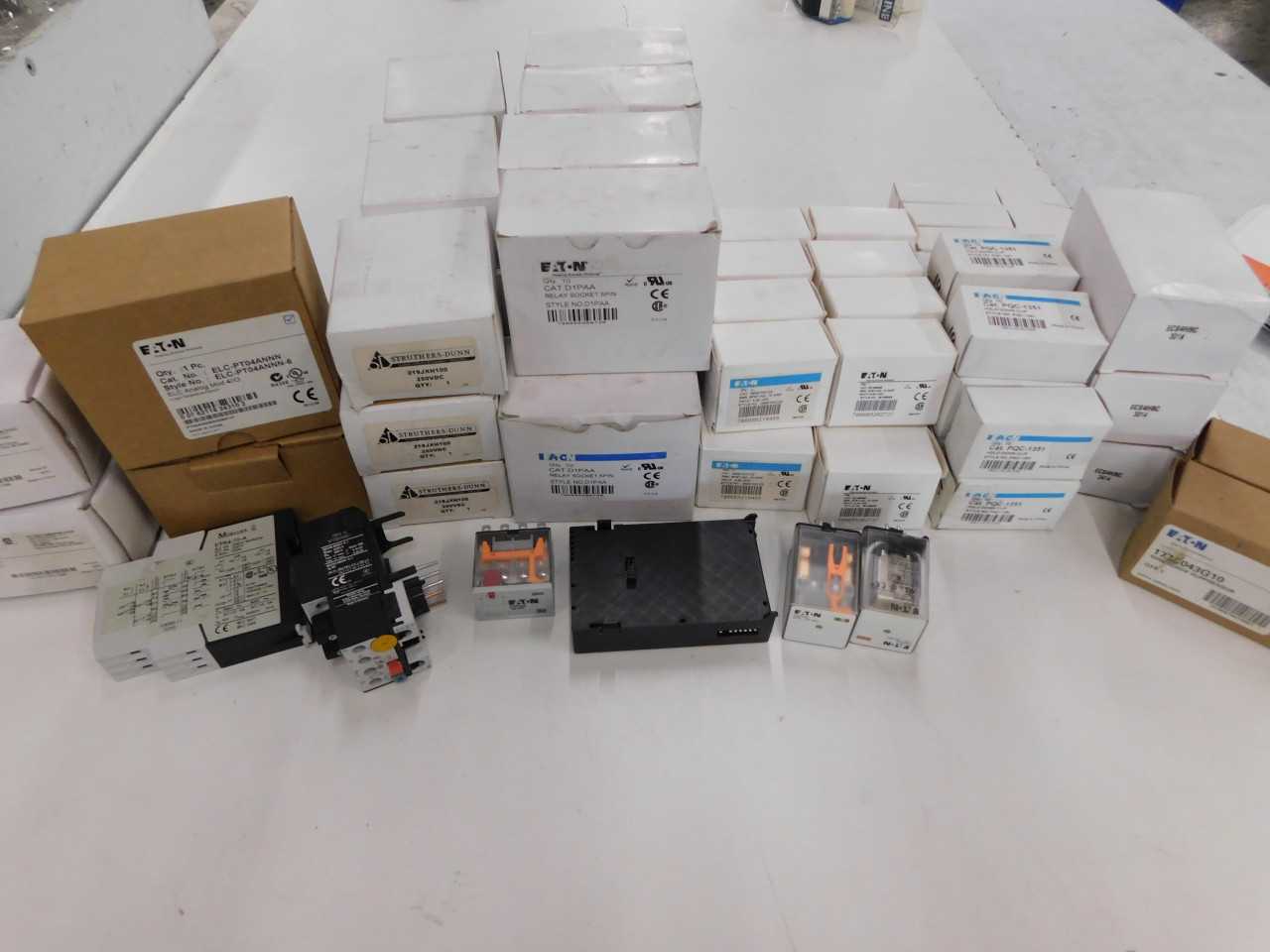 Lot of Quantity 70x Assorted PLC's/Relays/SPD's - AUTOMATION & CONTROLS