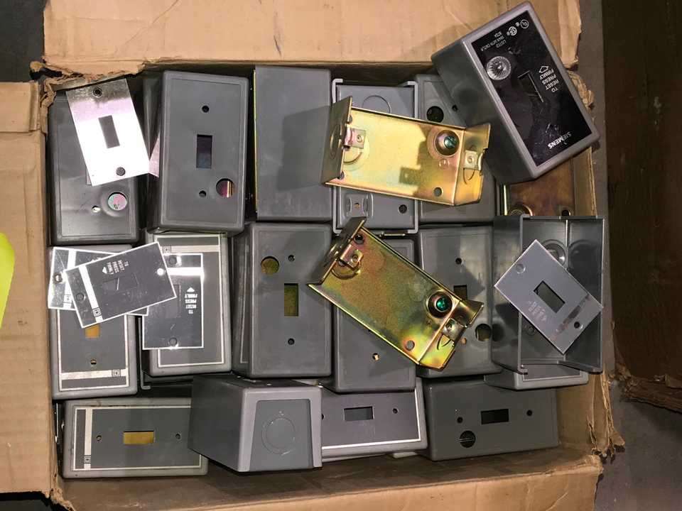 MANUAL STARTER HOUSING (QTY 55) - MOTOR STARTERS