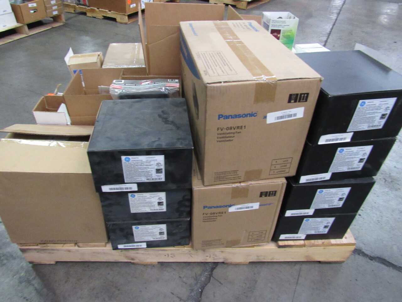 Pallet of 426x Assorted Lights, LEDs, Electric Fans, Electrial Conduit/Fittings, Filters, Tools & Cables - LIGHTING
