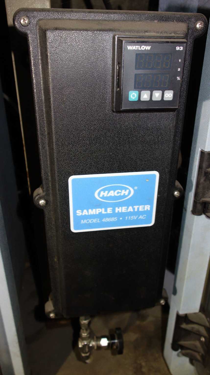 LOT OF 2 HACH 60000-60 5000 115V-AC SILICA ANALYZER W/ 1X 48685-60 SAMPLE HEATER - ANALYZER