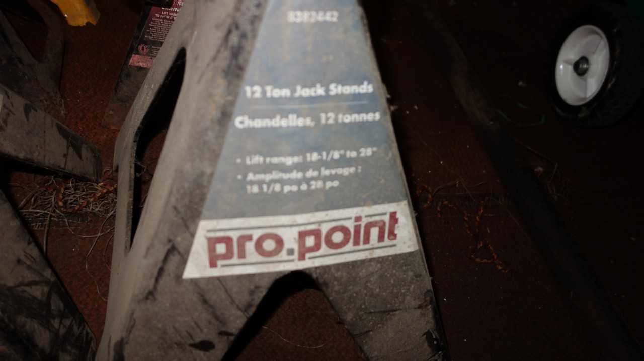 LOT OF 9 ASSORTED JACK STANDS, PRO POINT, MOTORMASTER, POWER FIST, 2 TO 12 TON - HAND TOOLS