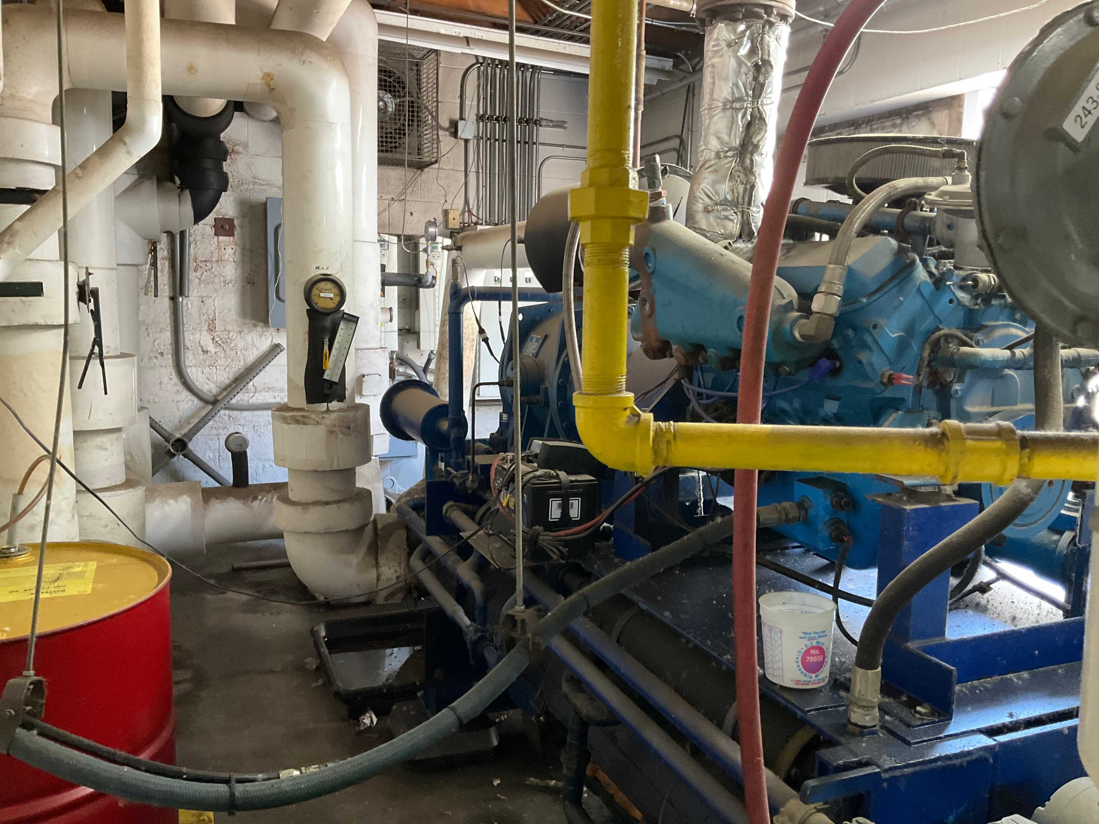 1988 TECOCHILL 150E ENGINE-DRIVEN CHILLER - PROCESS EQUIPMENT 1988 TECOCHILL 150E ENGINE-DRIVEN CHILLER - PROCESS EQUIPMENT