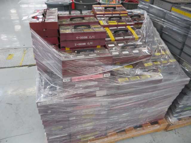 Parts Boxes (LOT) - MISCELLANEOUS