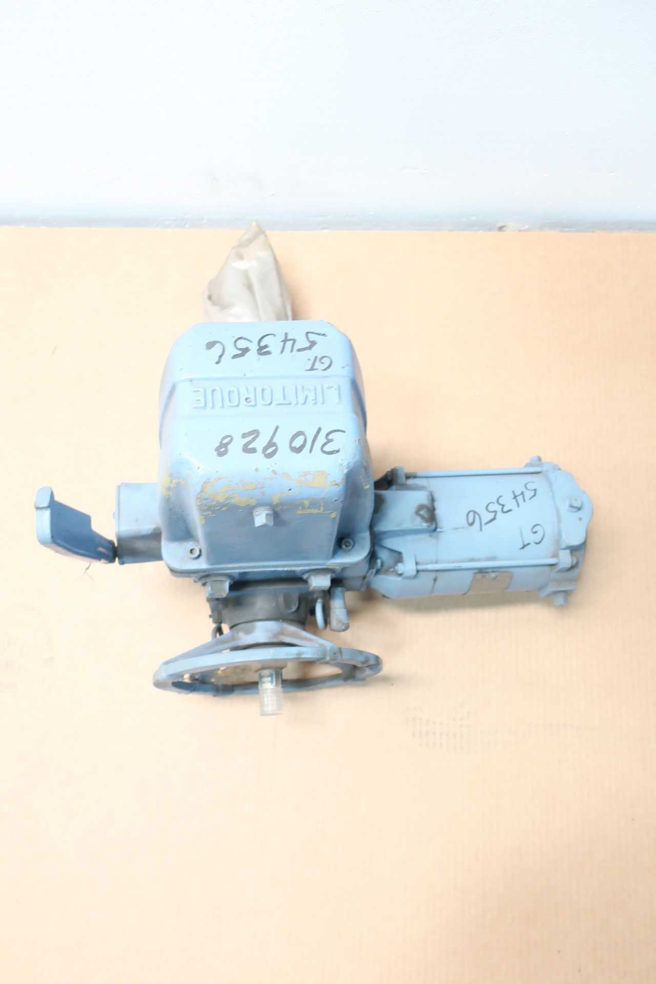 CONVAL 12L2P ELECTRIC SOCKET WELD GLOBE VALVE 3/4IN - GLOBE VALVE