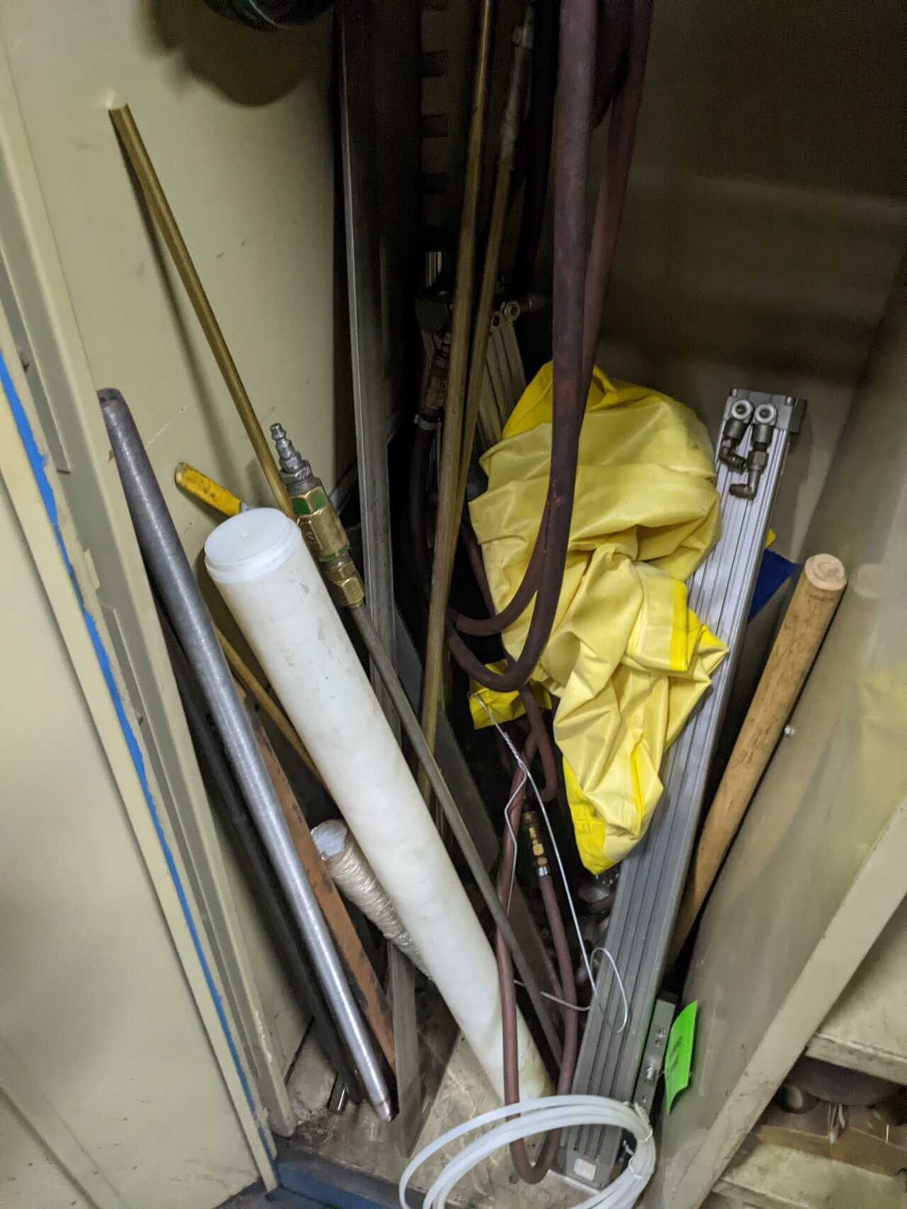 2 DOOR TOOL CABINET WITH CONTENTS, ASSORTED TOOLS, HOIST PARTS, CYLINERS, HOSES - TOOL STORAGE