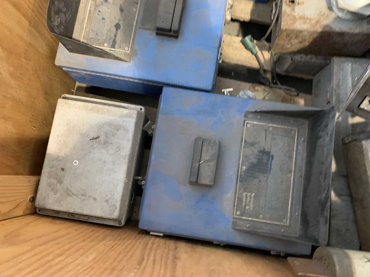 CRATE OF MISC. ELECTRICAL AND MRO EQUIPMENT PARTS - ELECTRICAL COMPONENTS