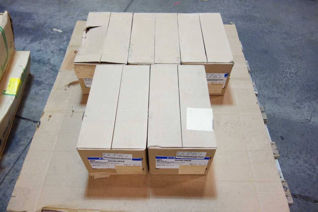 LOT OF 5 CUTLER HAMMER DH361NGK 4W SER A 30A AMP 600V-AC FUSIBLE DISCONNECT SWITCH - DISCONNECT SWITCHES