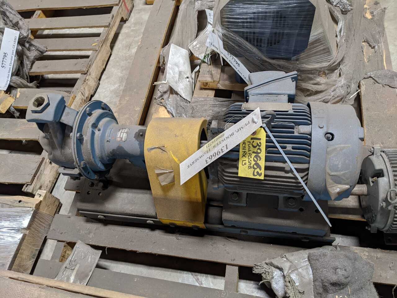 LOT OF 2 ASSORTED 5HP CENTRIFUGAL BOOSTER PUMPS, FLOWSERVE 1.5X1, BELL & GOSSETT 1.25X1 - CENTRIFUGAL PUMP
