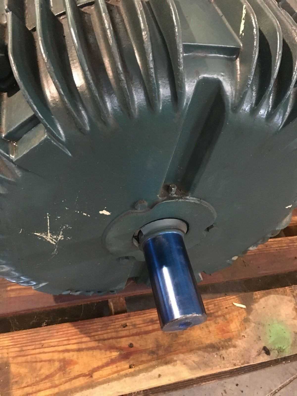 RELIANCE DUTY MASTER 150HP 3565 RPM 3PHASE MOTOR 445TS FRAME P44G4501A - ELECTRIC MOTORS