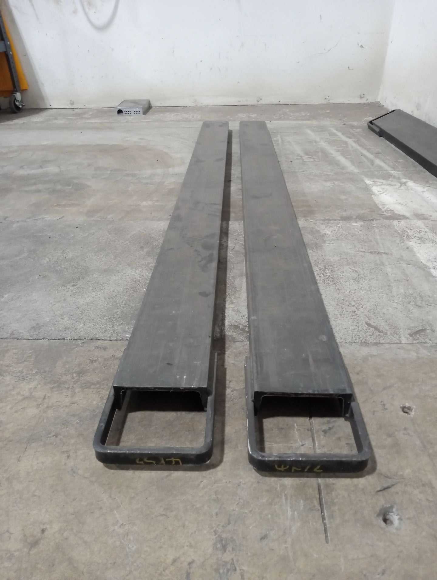 Pair of Forklift Extension QTY 2 - MATERIAL HANDLING EQUIPMENT