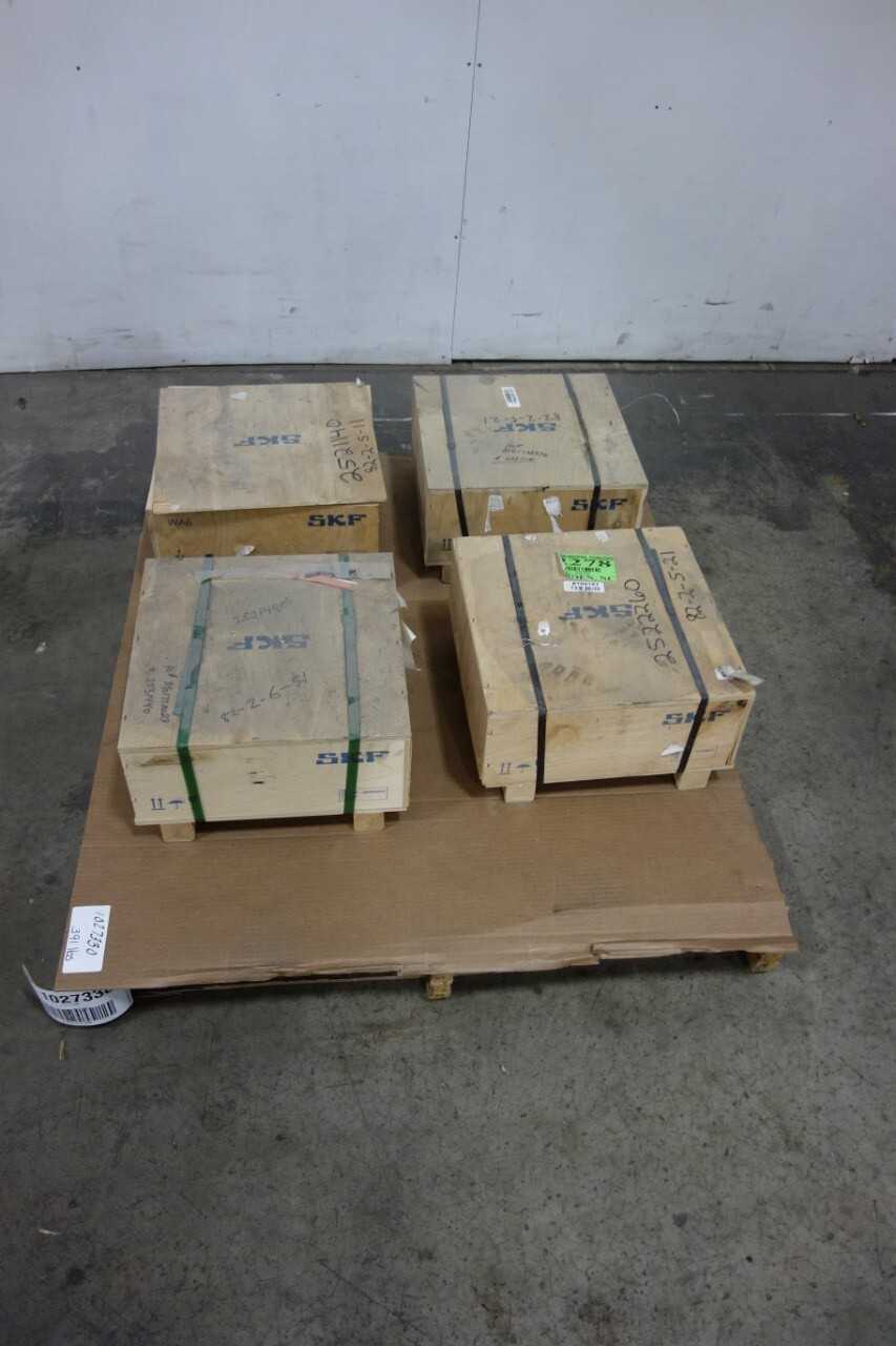 LOT OF 4 SKF BEARINGS - BEARINGS