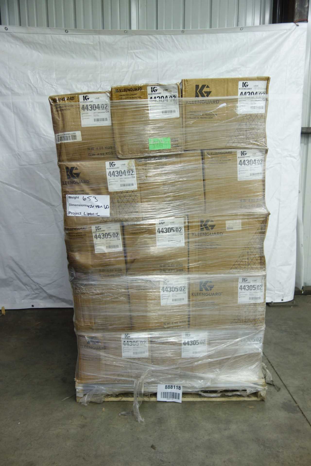 PALLET OF KLEENGUARD A40 DISPOSABLE COVERALLS - SAFETY EQUIPMENT