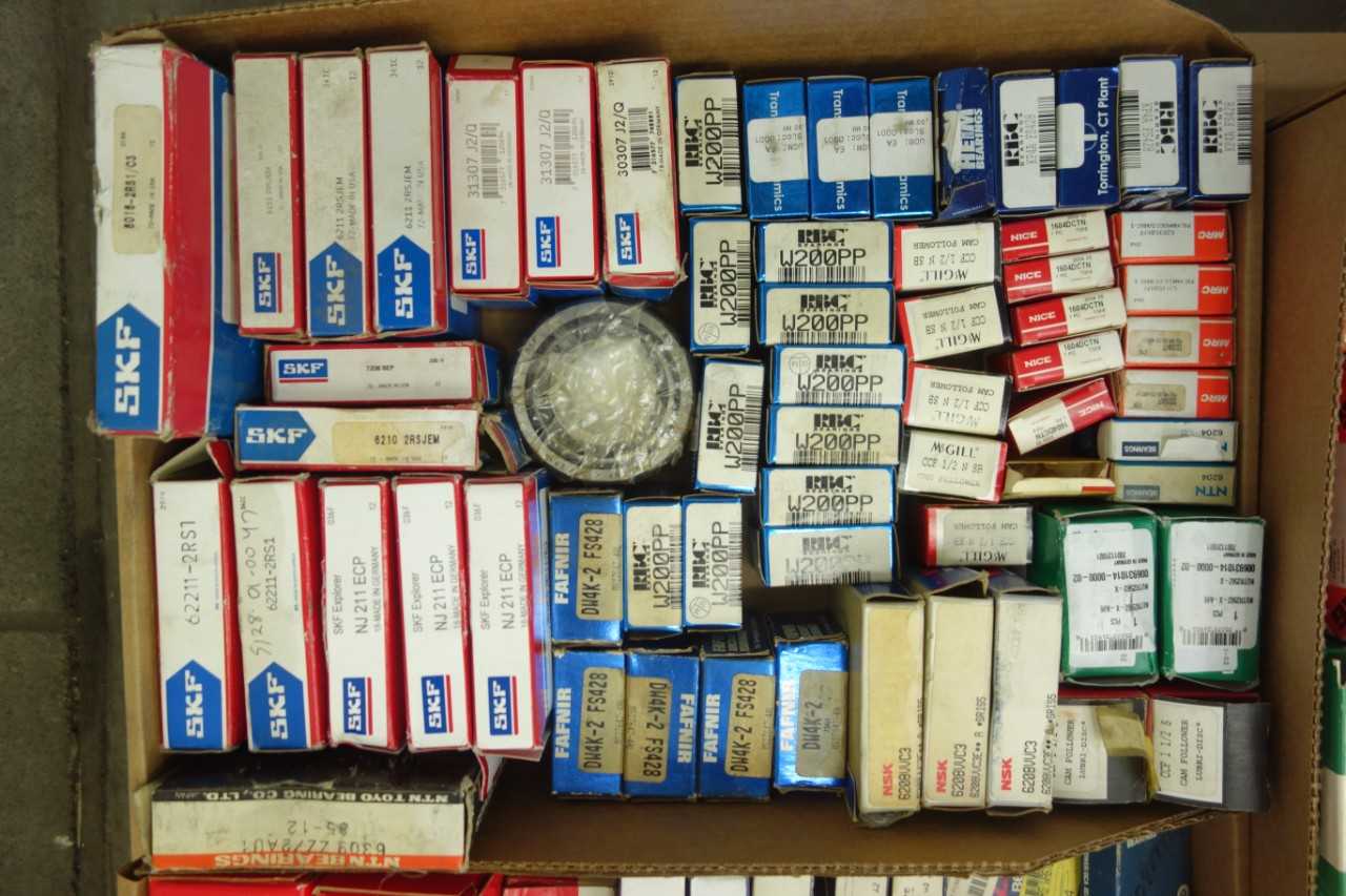PALLET OF ASSORTED ROLLER BEARINGS - BEARINGS