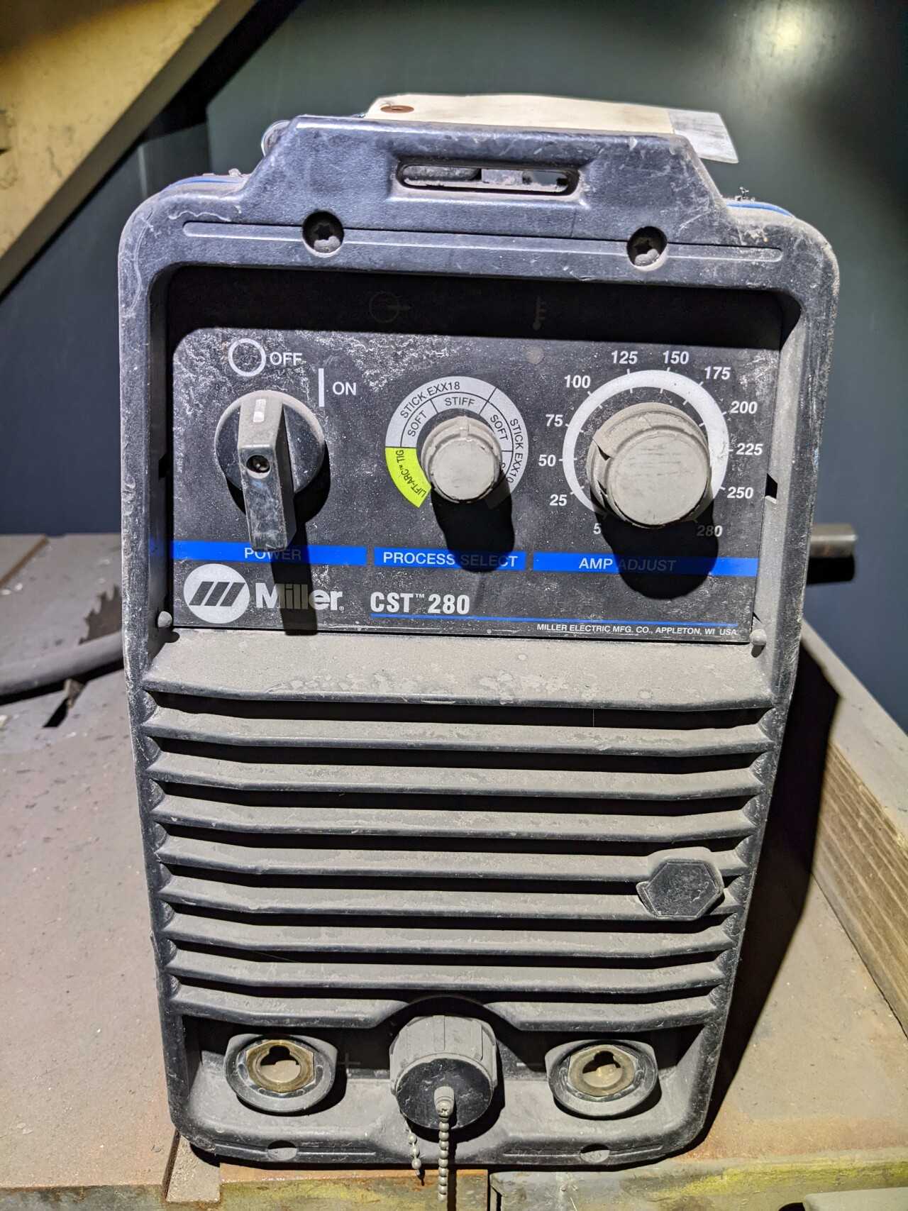 WELDER - WELDING EQUIPMENT WELDER - WELDING EQUIPMENT