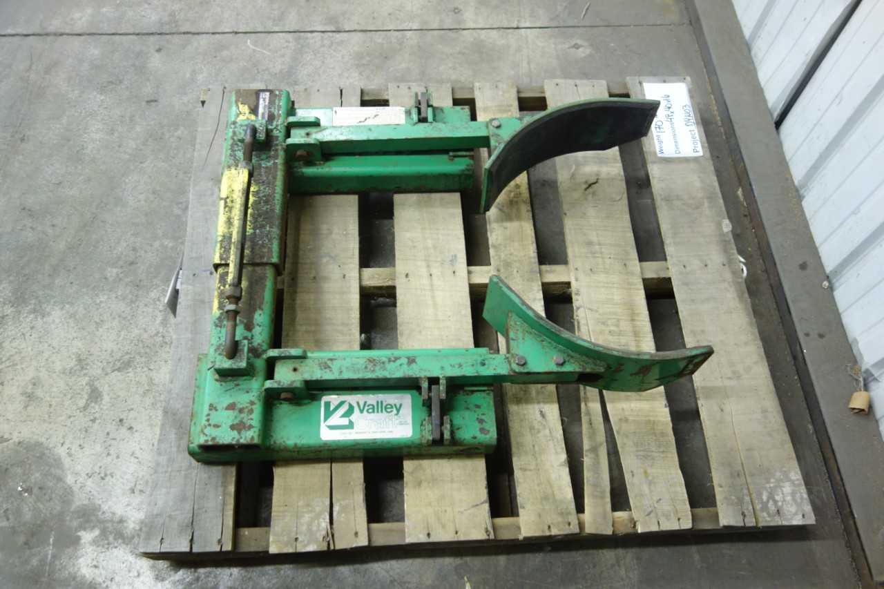 VALLEY CRAFT 6145 55 GALLON DRUM KARRIER - ELECTRIC PALLET JACKS