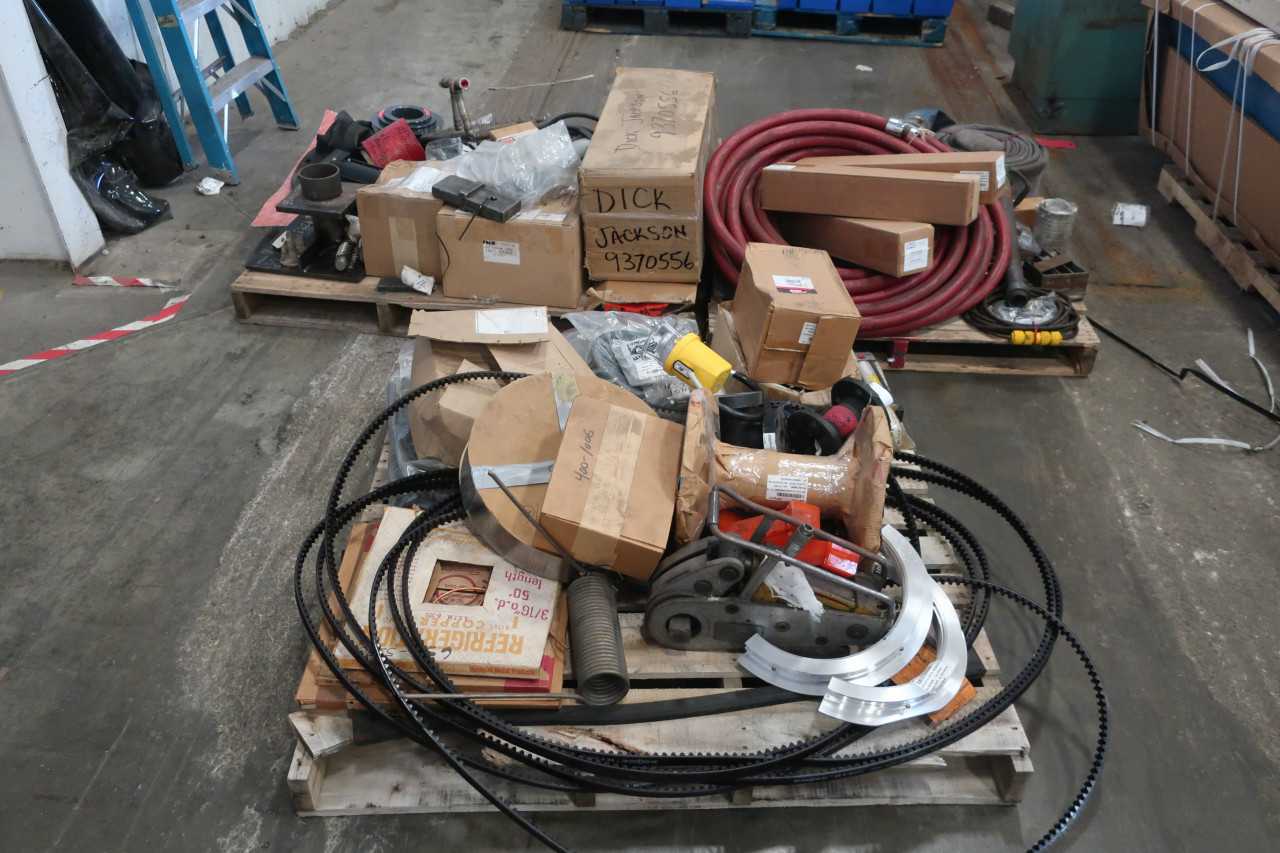 3 PALLETS OF ASSORTED POWER TRANSMISSION HOSES BELTS SPRINGS BITS SHEEVES SEALS - POWER TRANSMISSION