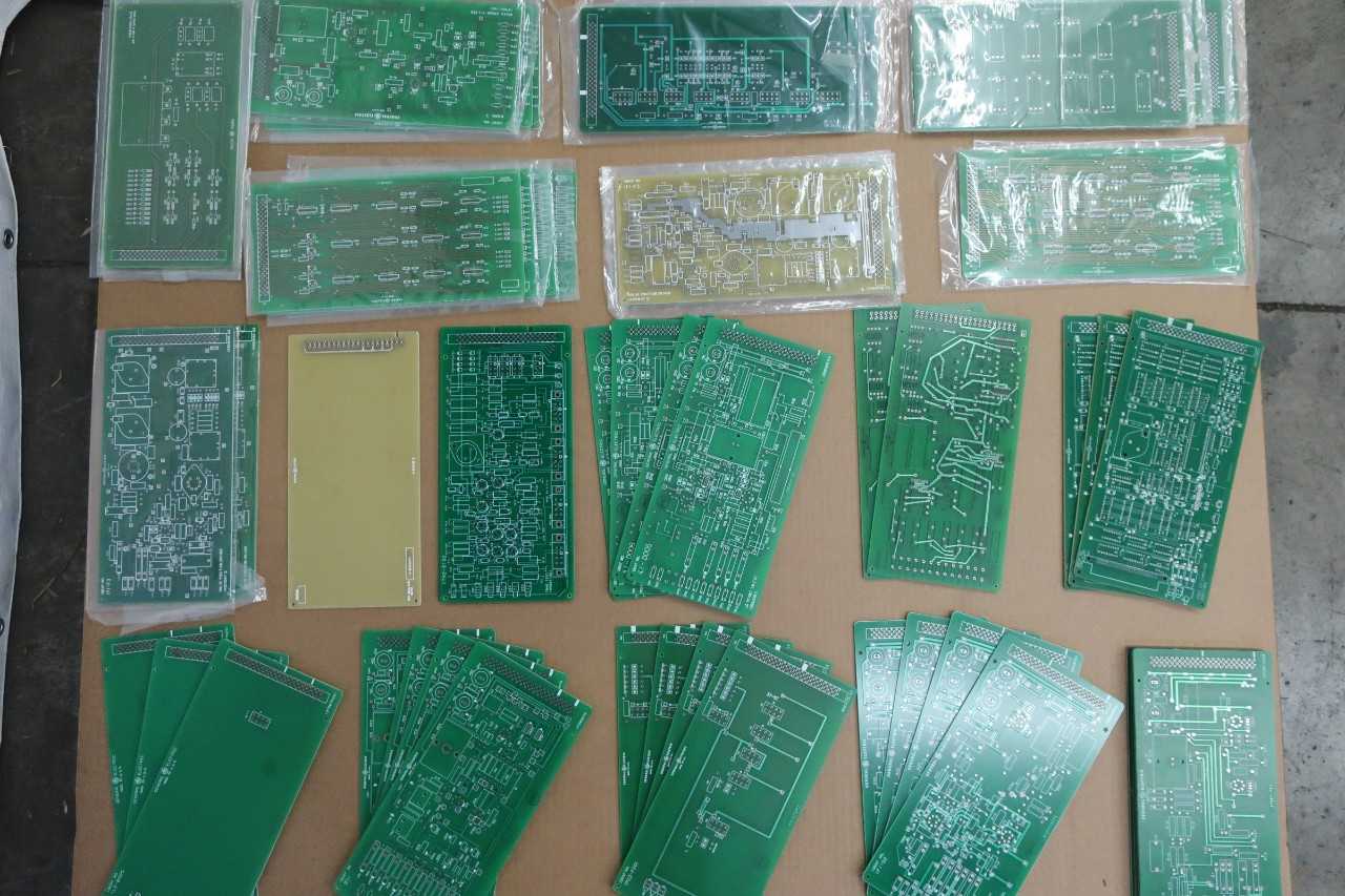 LOT OF ASSORTED GENERAL ELECTRIC PCB CIRCUIT BOARDS - AUTOMATION & CONTROLS