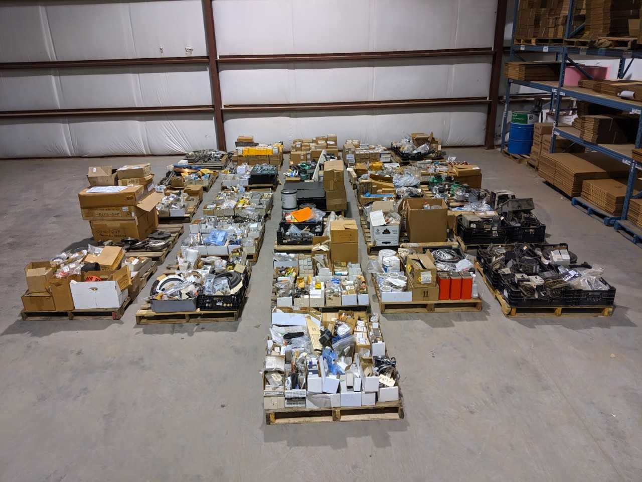 26 PALLETS OF ASSORTED ELECTRICAL, CONTROLS, PUMP PARTS, GEAR REDUCERS - GEAR REDUCERS 26 PALLETS OF ASSORTED ELECTRICAL, CONTROLS, PUMP PARTS, GEAR REDUCERS - GEAR REDUCERS