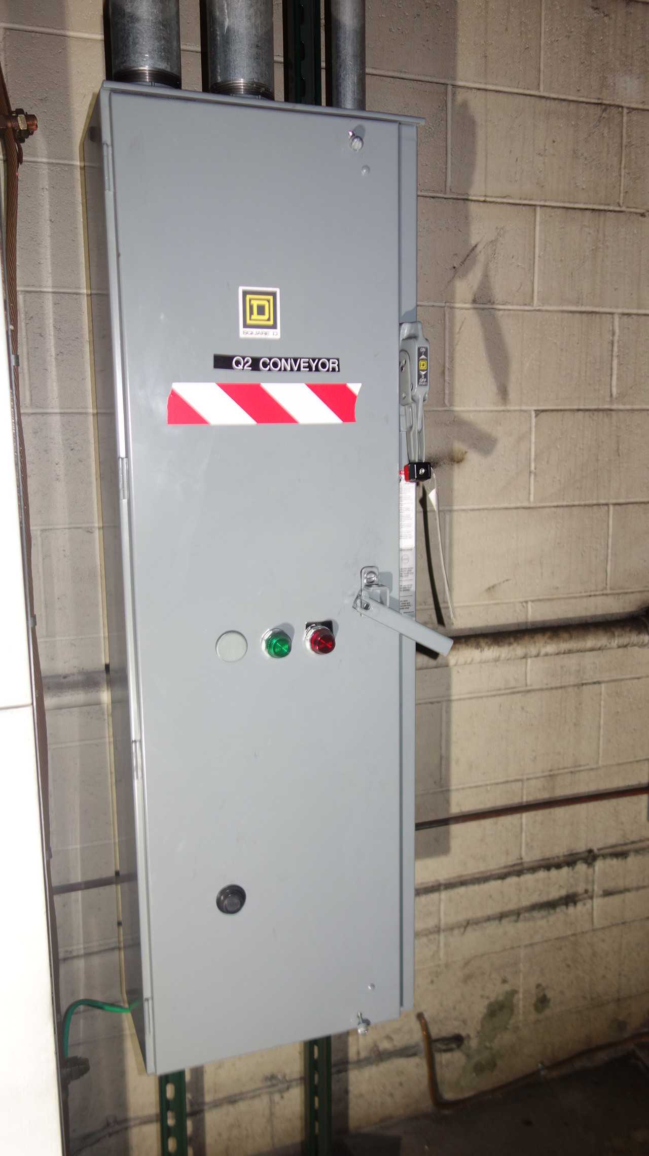 SQUARE D 8536SFO1H30S SIZE 4 COMBINATION STARTER - DISCONNECT SWITCHES