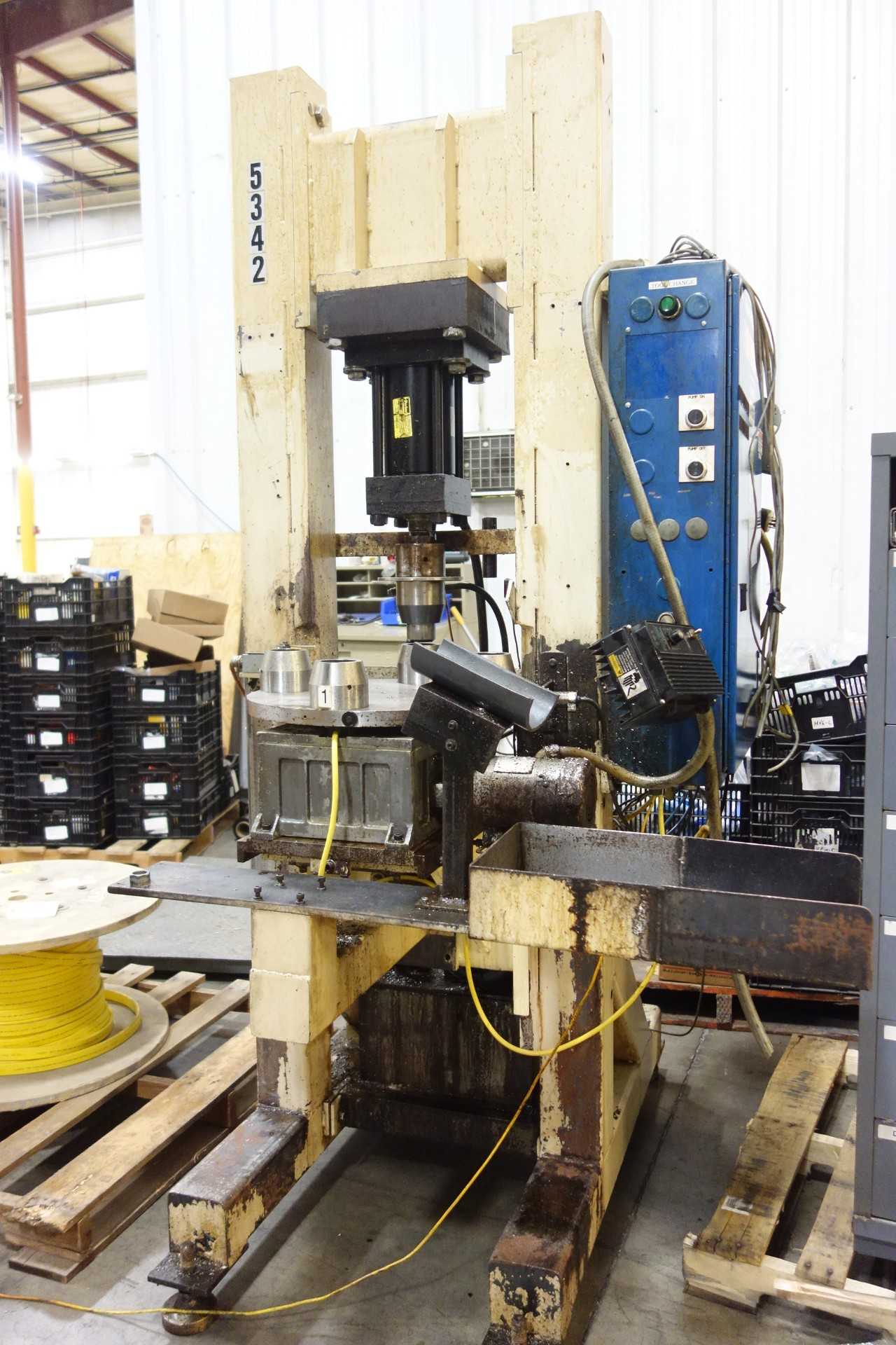 HYDRAULIC PRESS - PRESSES